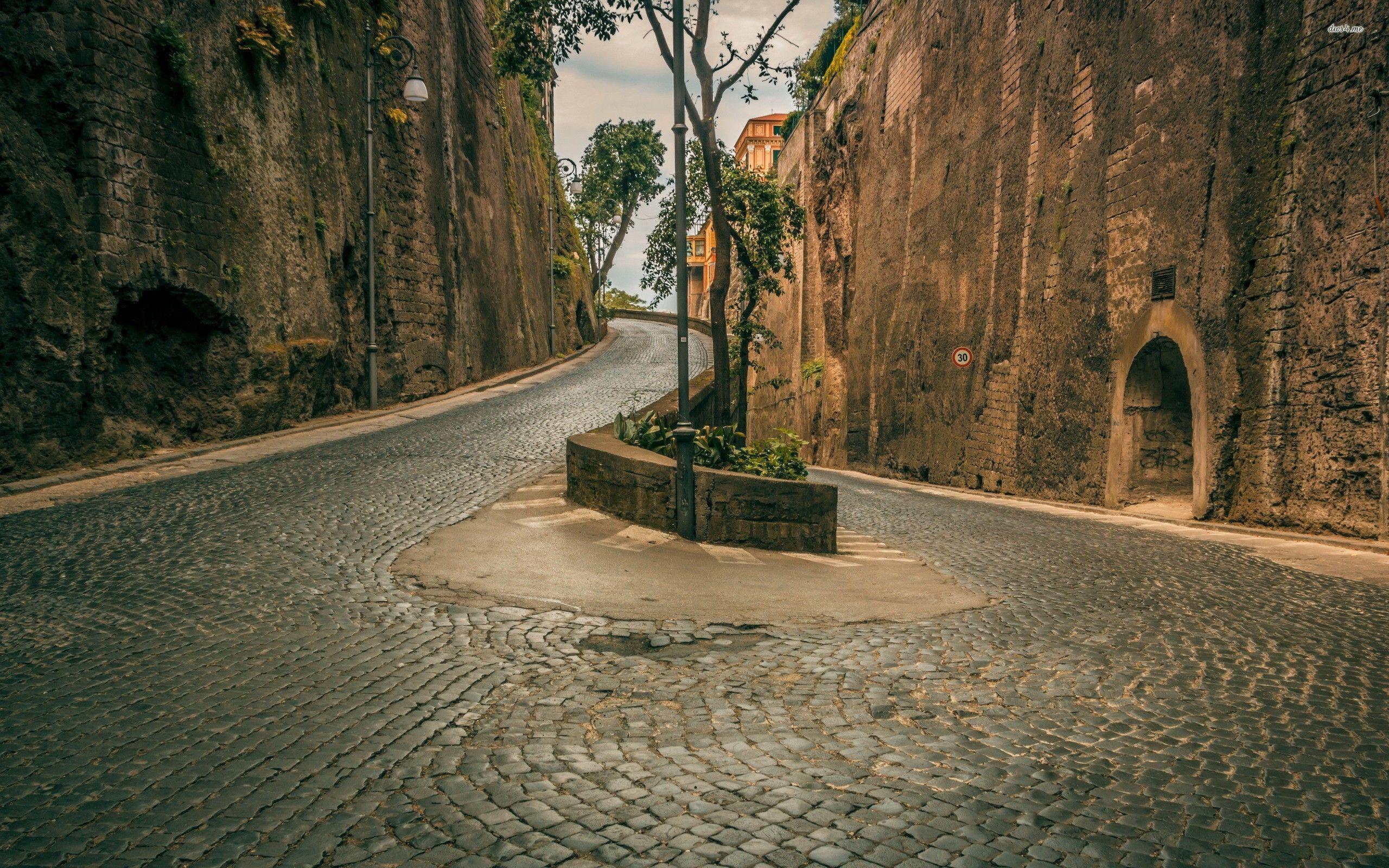 2560x1600 Cobblestone street, Sorrento, Italy wallpaper