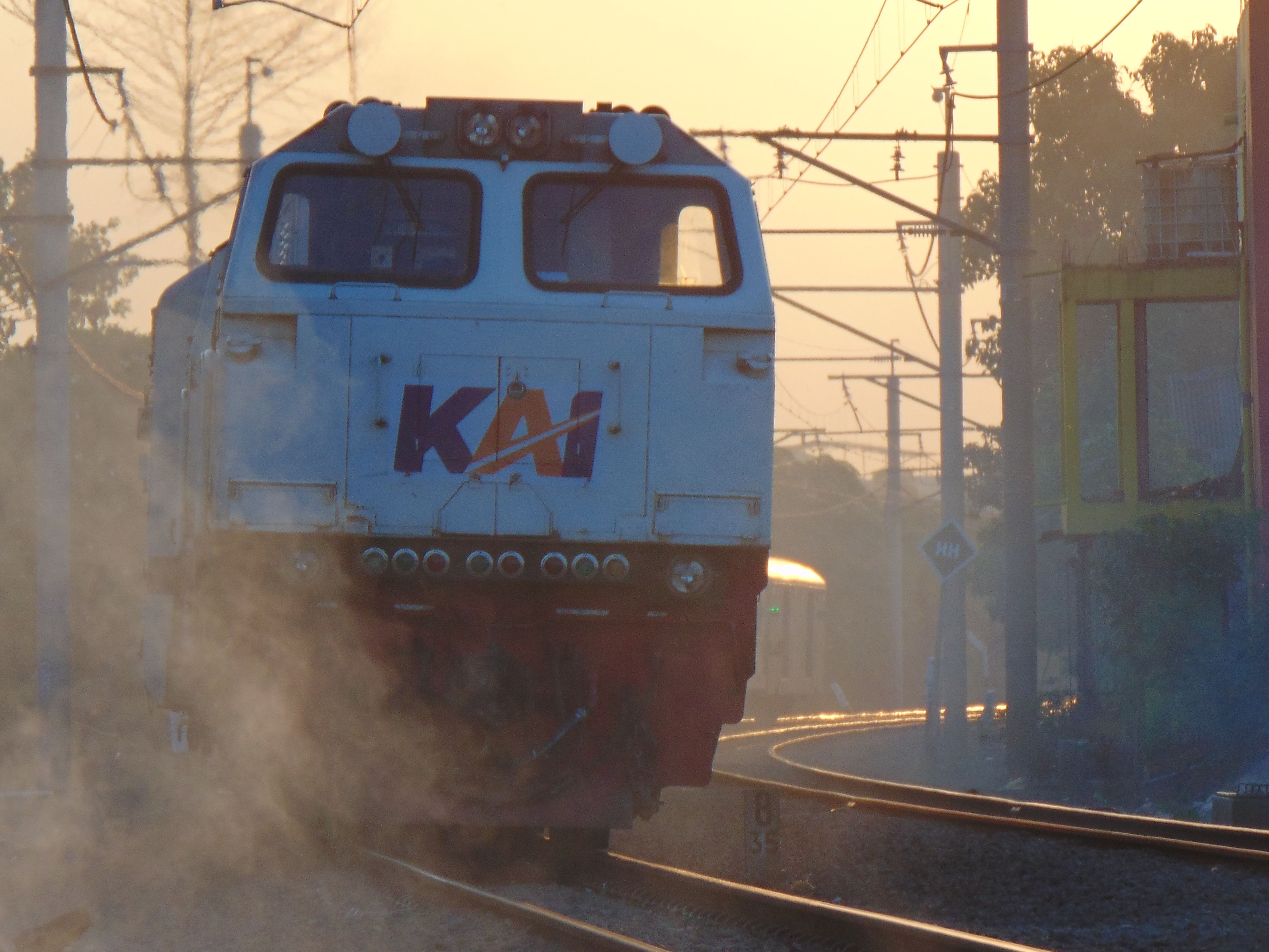 Kereta Api Wallpapers - Top Free Kereta Api Backgrounds - WallpaperAccess