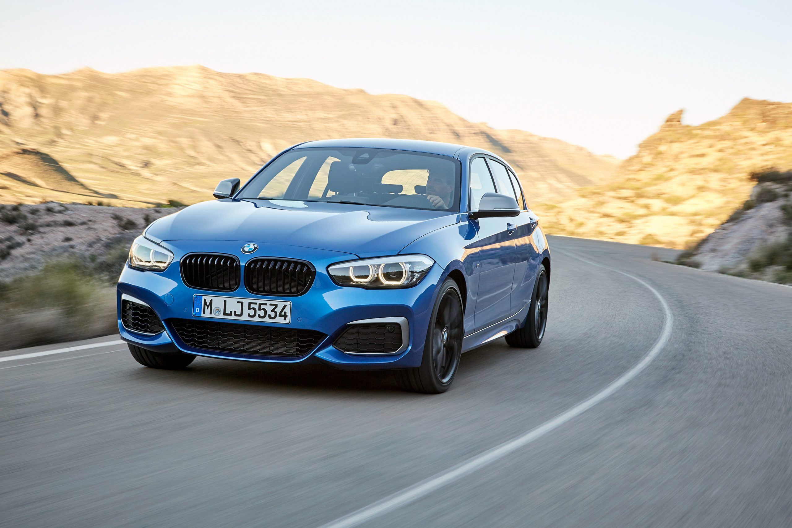 2560x1707 BMW M140i Wallpaper