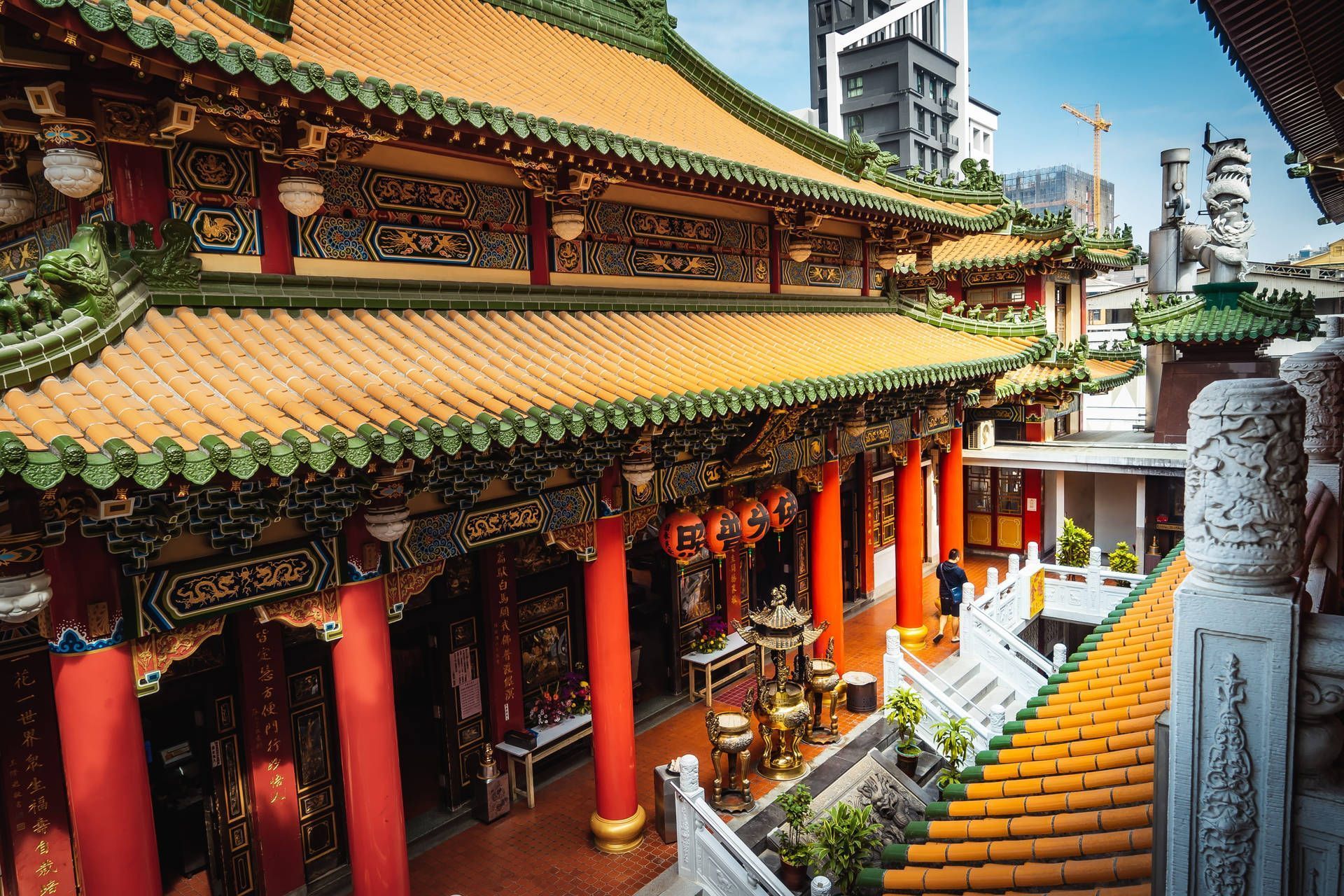 1920x1280 Kaohsiung Temple Taiwan Wallpaper
