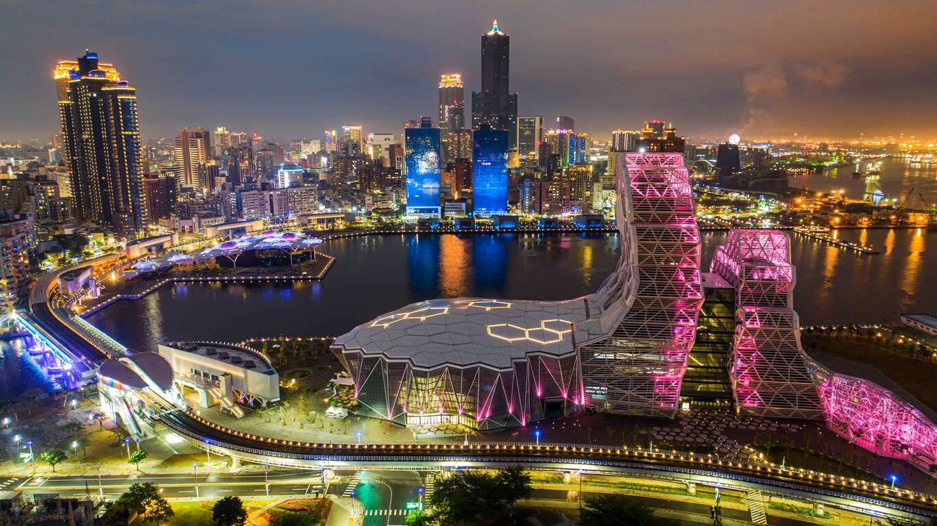 1367x768 Kaohsiung Music Center won Gold Award