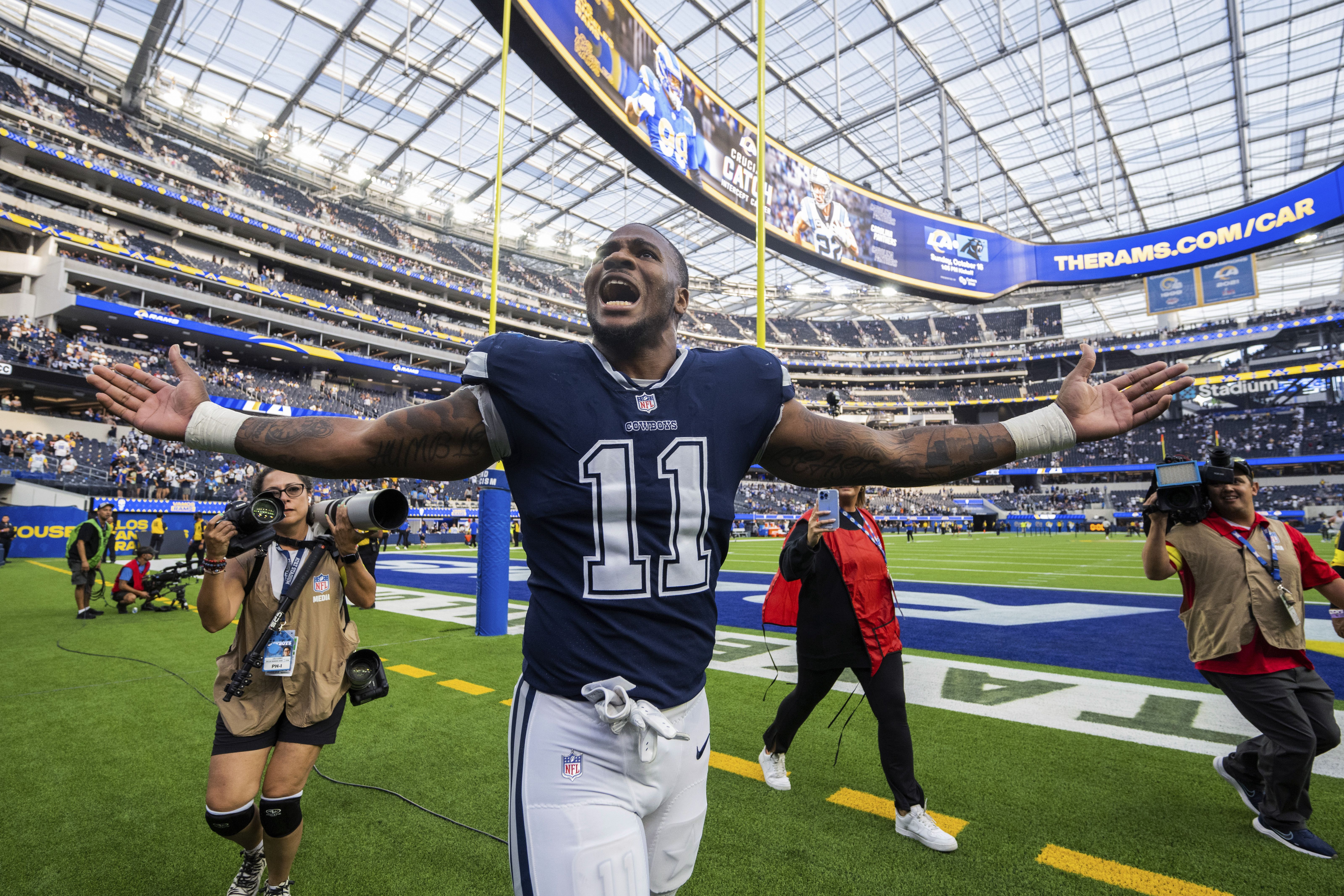 6402x4268 Dallas Cowboys Triumph Football