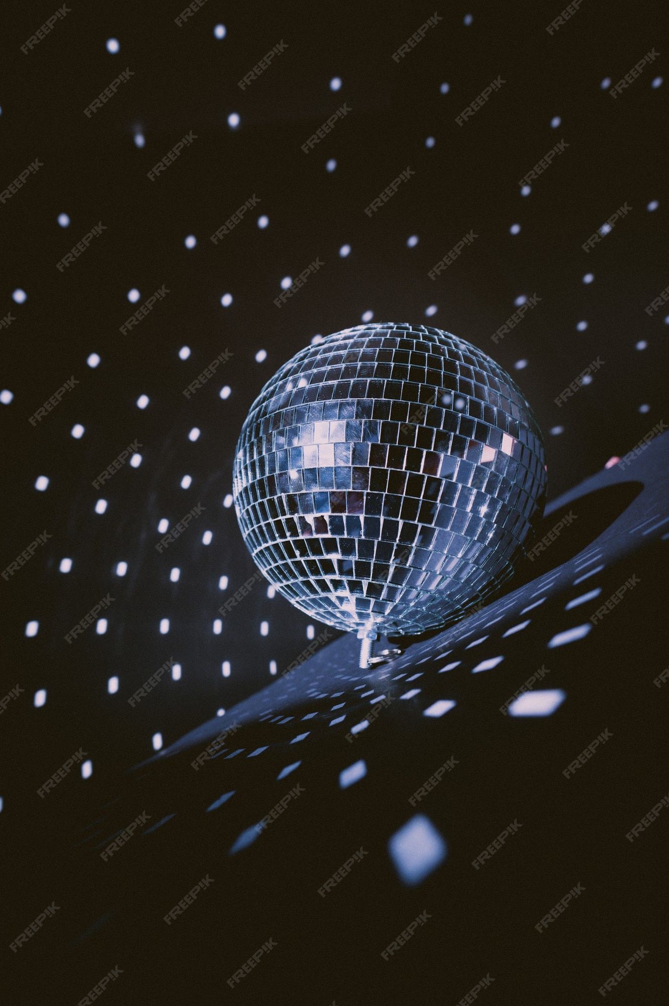 Mirror Ball Wallpapers Top Free Mirror Ball Backgrounds WallpaperAccess