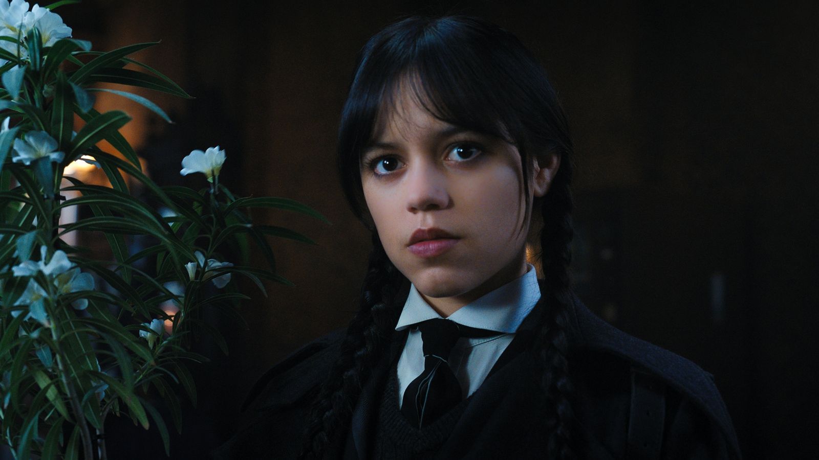 1600x900 Jenna Ortega and Gwendoline Christie as