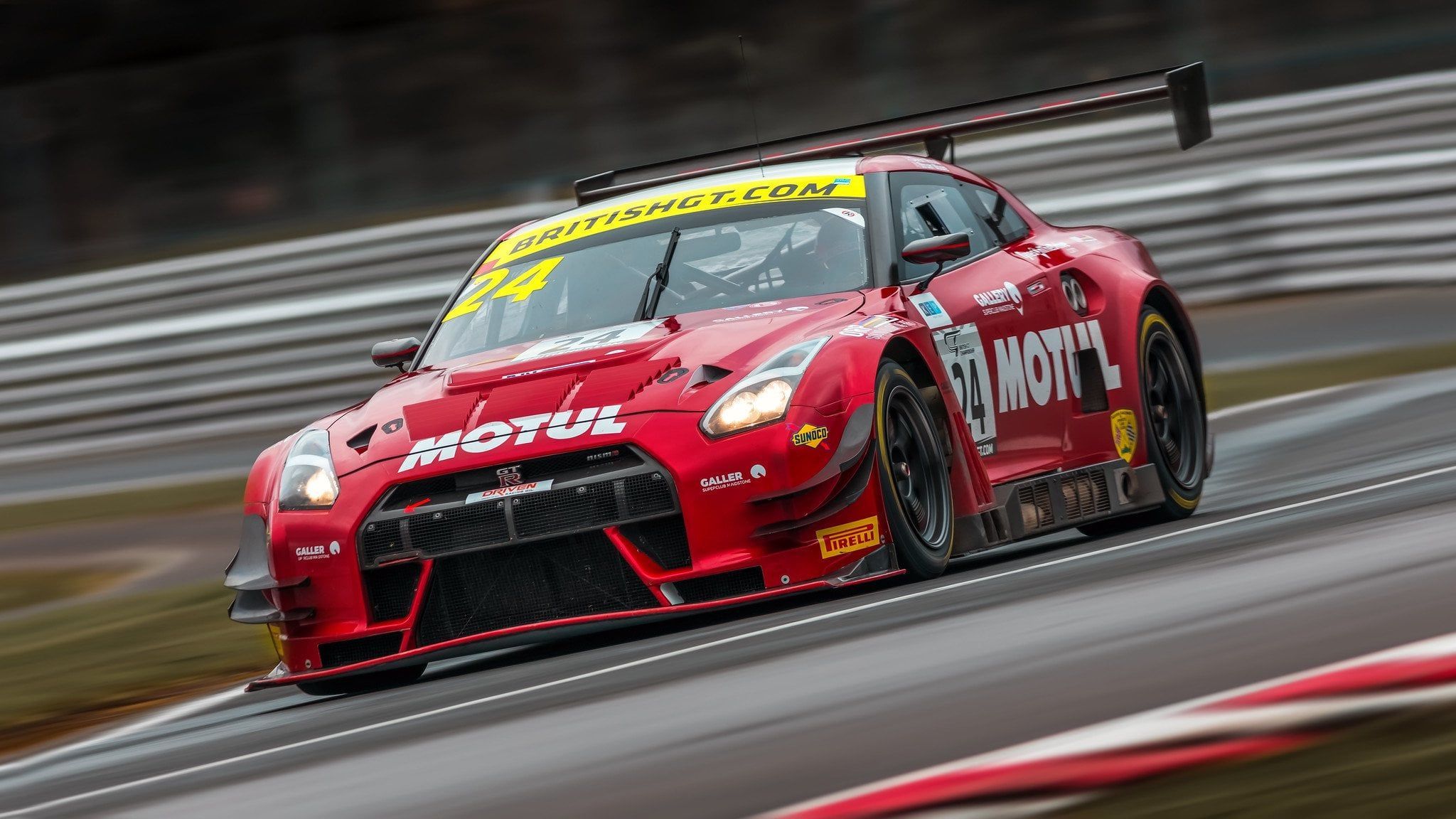 2048x1152 Nissan GT R NISMO GT3