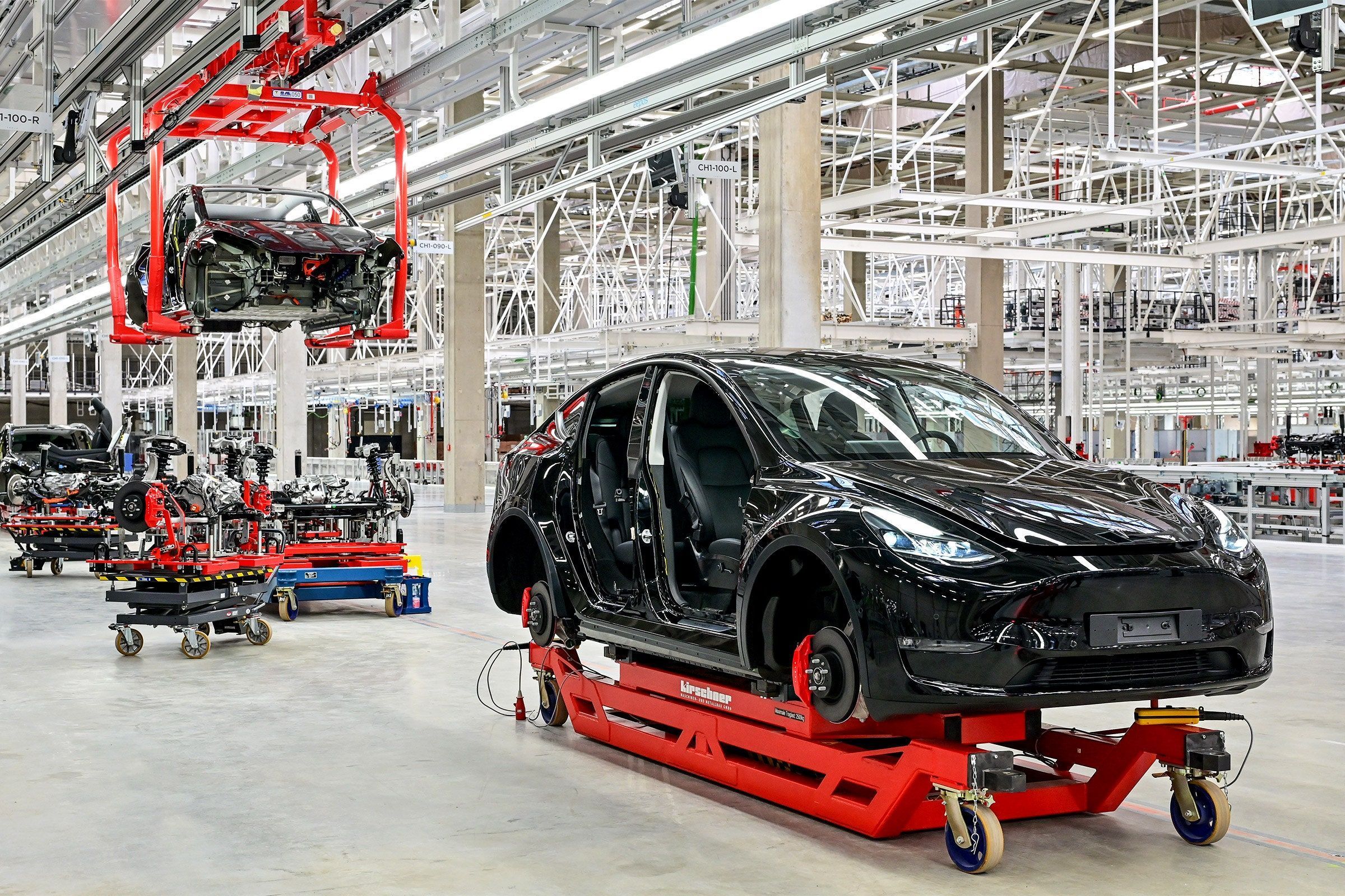 2400x1600 Tesla's Berlin Hub Can't Hire Enough