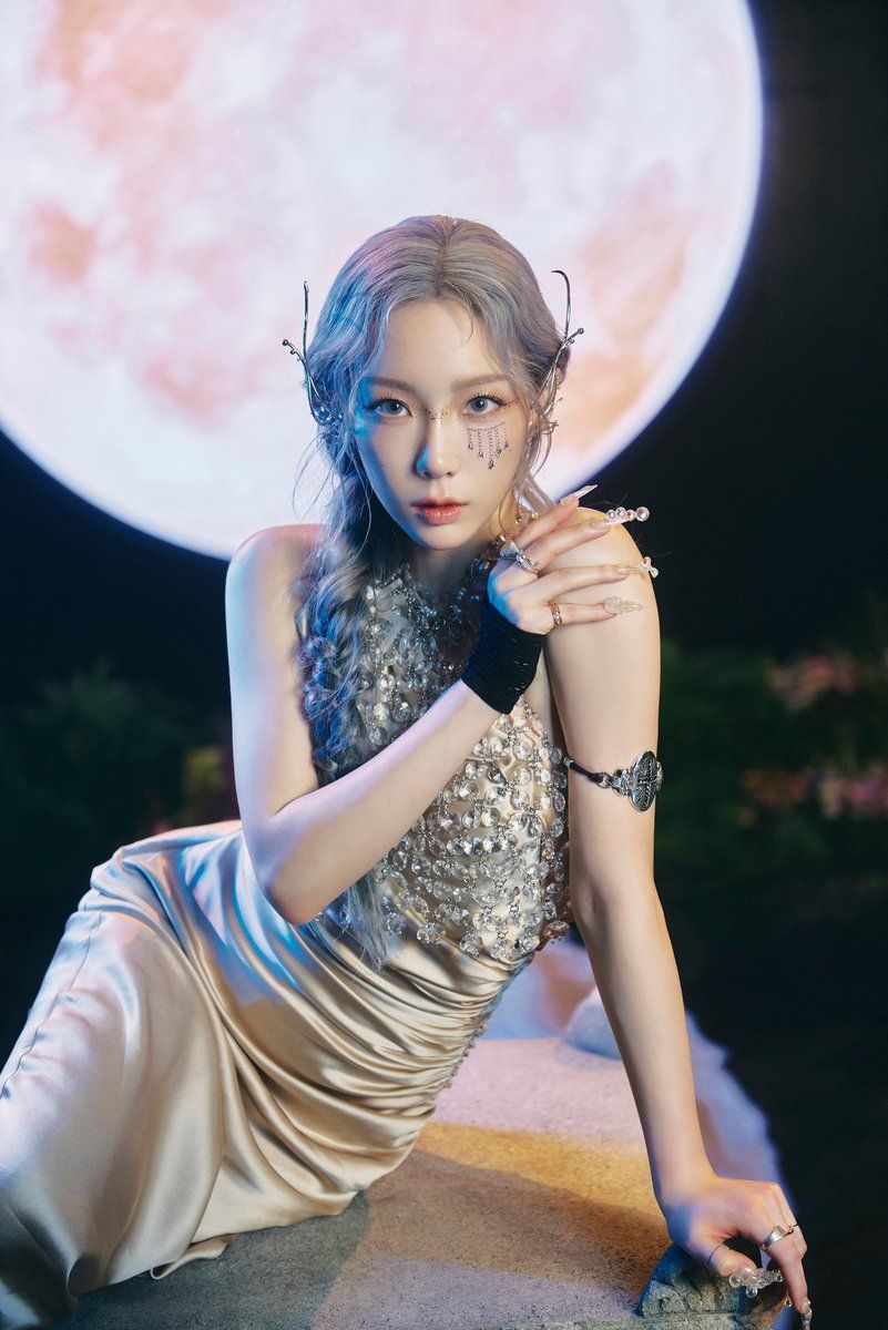 801x1200 Watch: Girls' Generation's Taeyeon Is Ethereal In Enchanting MV For “INVU” Comeback