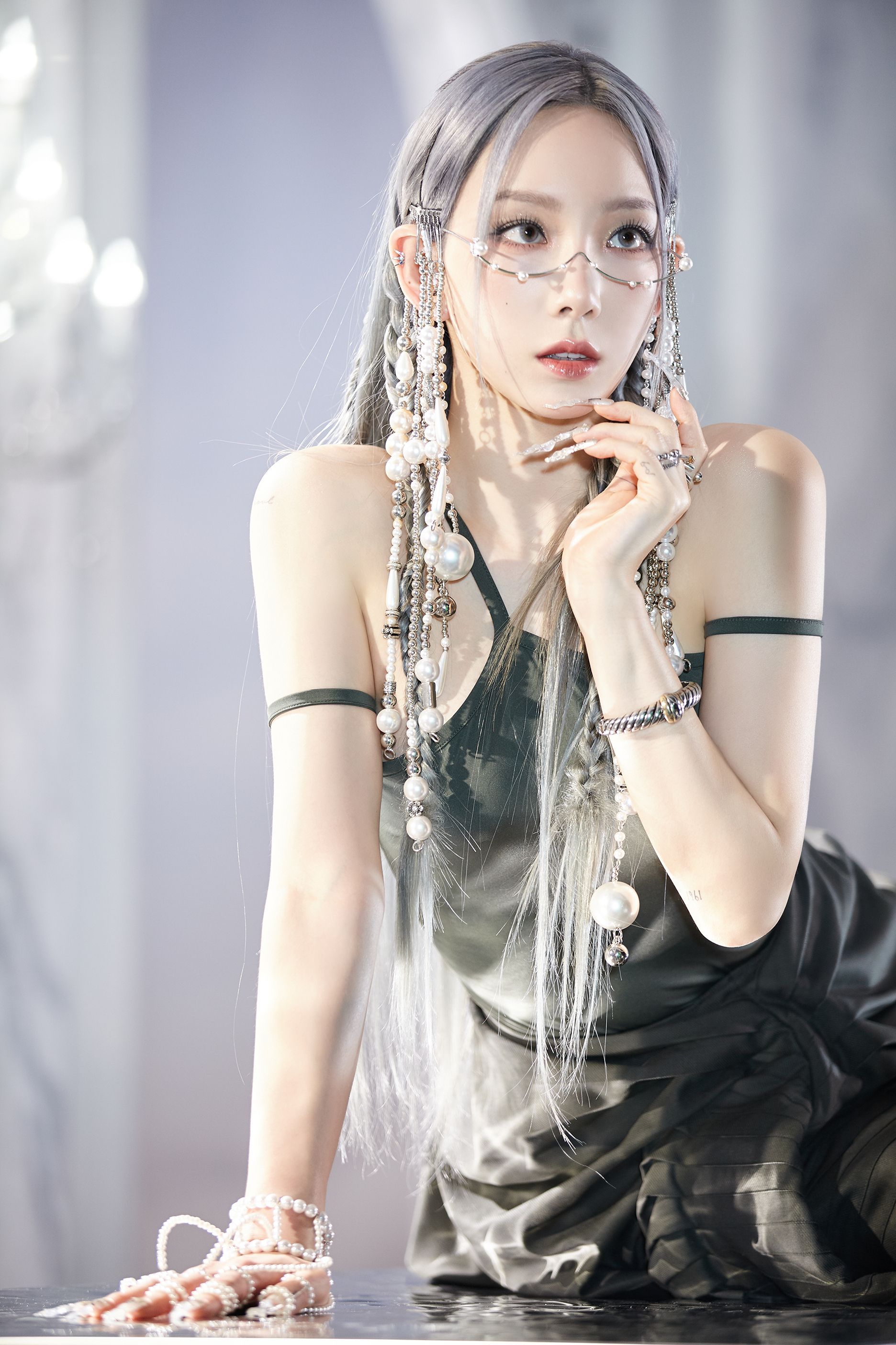 1872x2808 TAEYEON UPDATES on X: [HD] 'INVU' MV Behind The Scenes