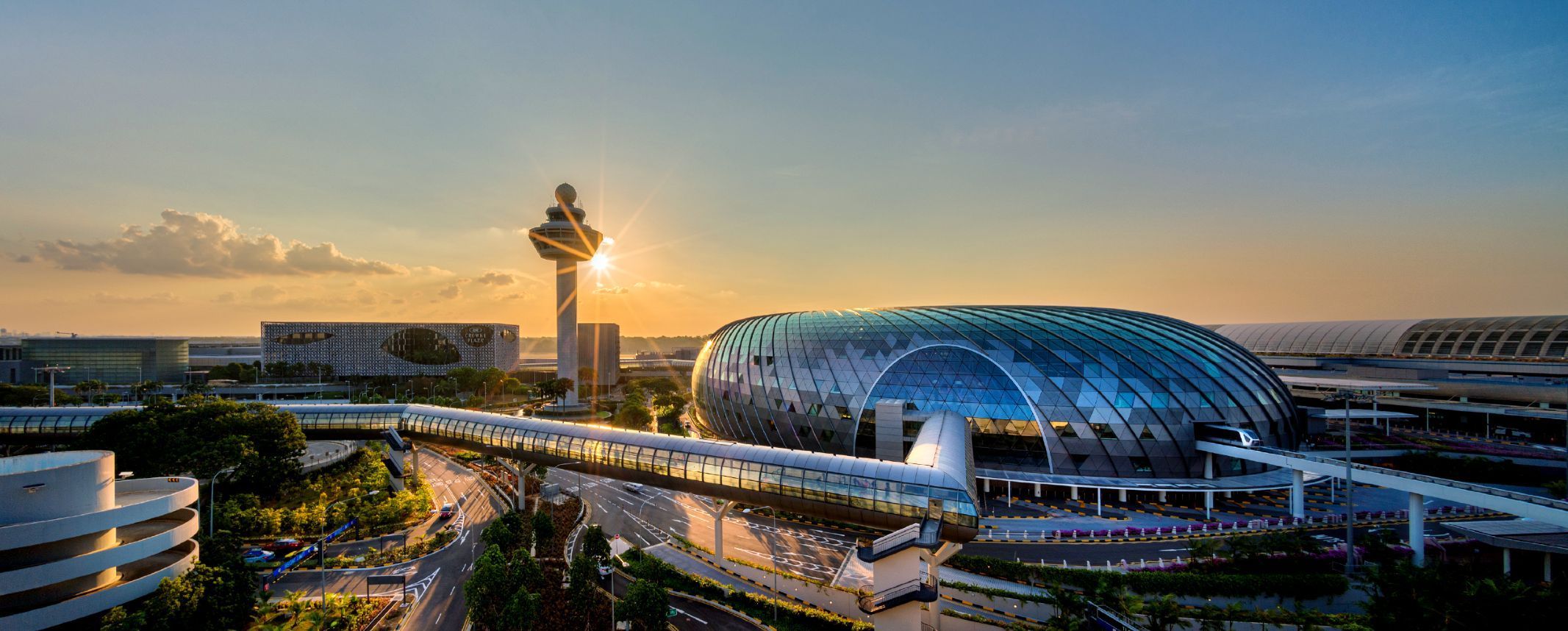2133x858 Singapore Changi Airport's T2 to Open to Travelers