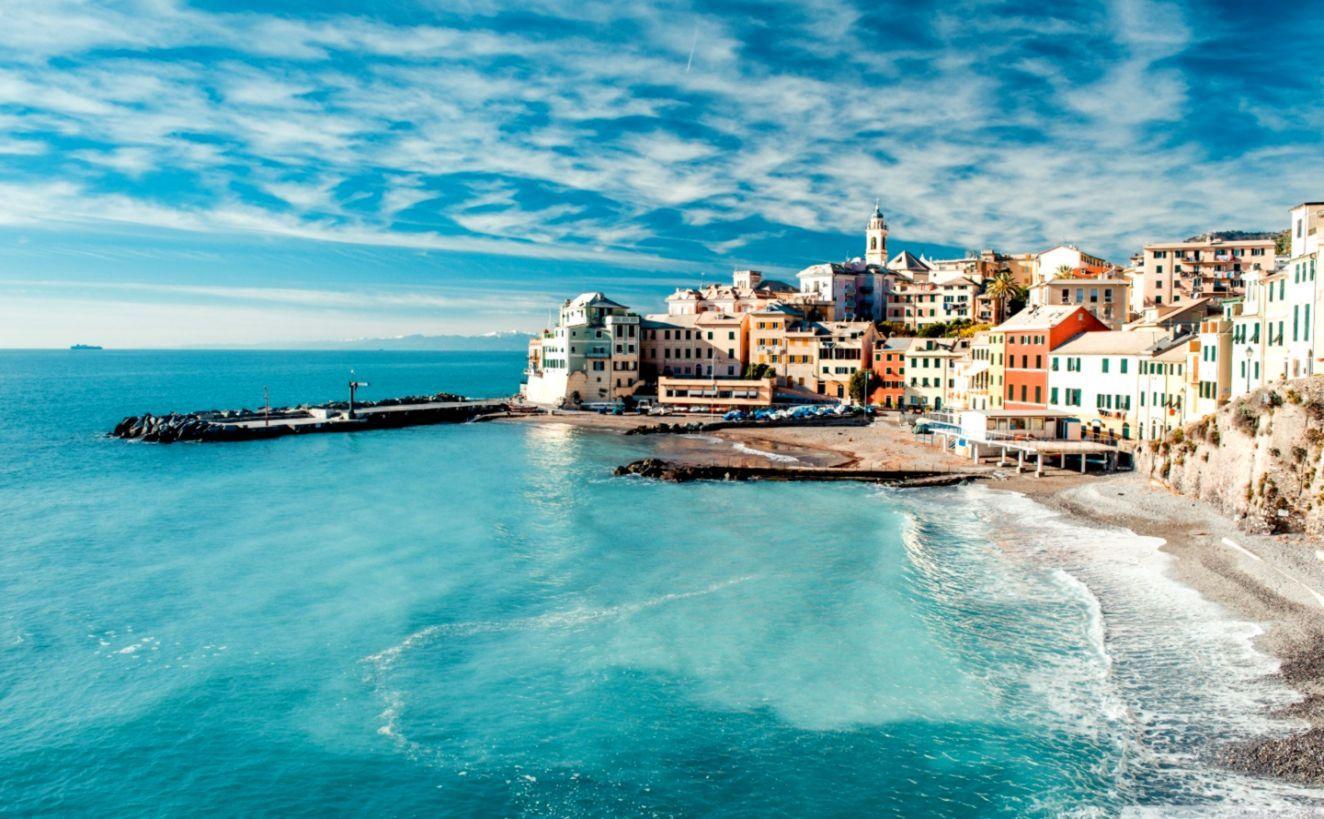 1324x819 Coastal Town Wallpaper