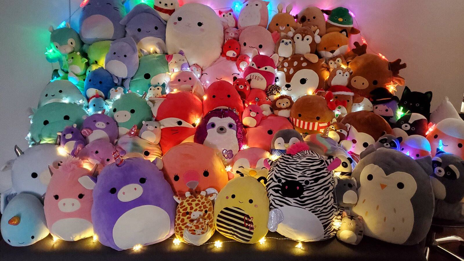 1600x900 Squishmallows Wallpaper
