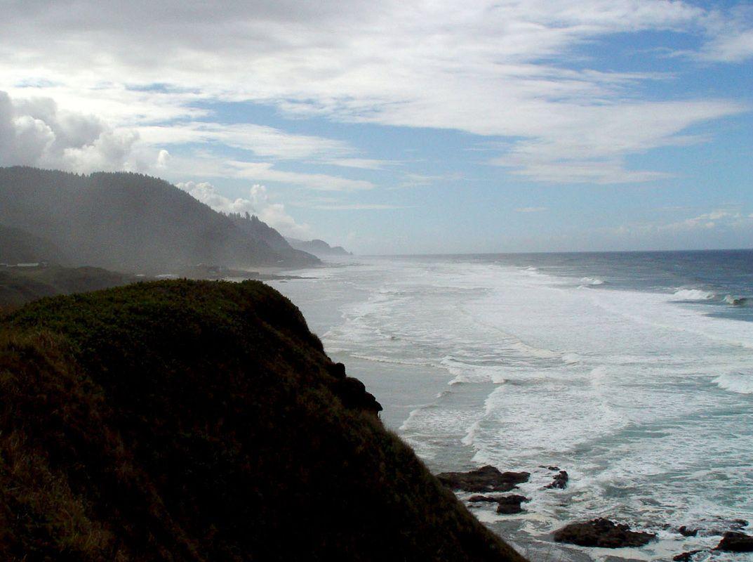 1073x800 Ocean Background Wallpaper for Desktops, Oregon Coast