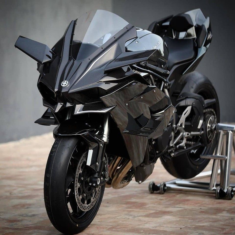 960x960 Motorcycles & More on X: Kawasaki Ninja H2R / X