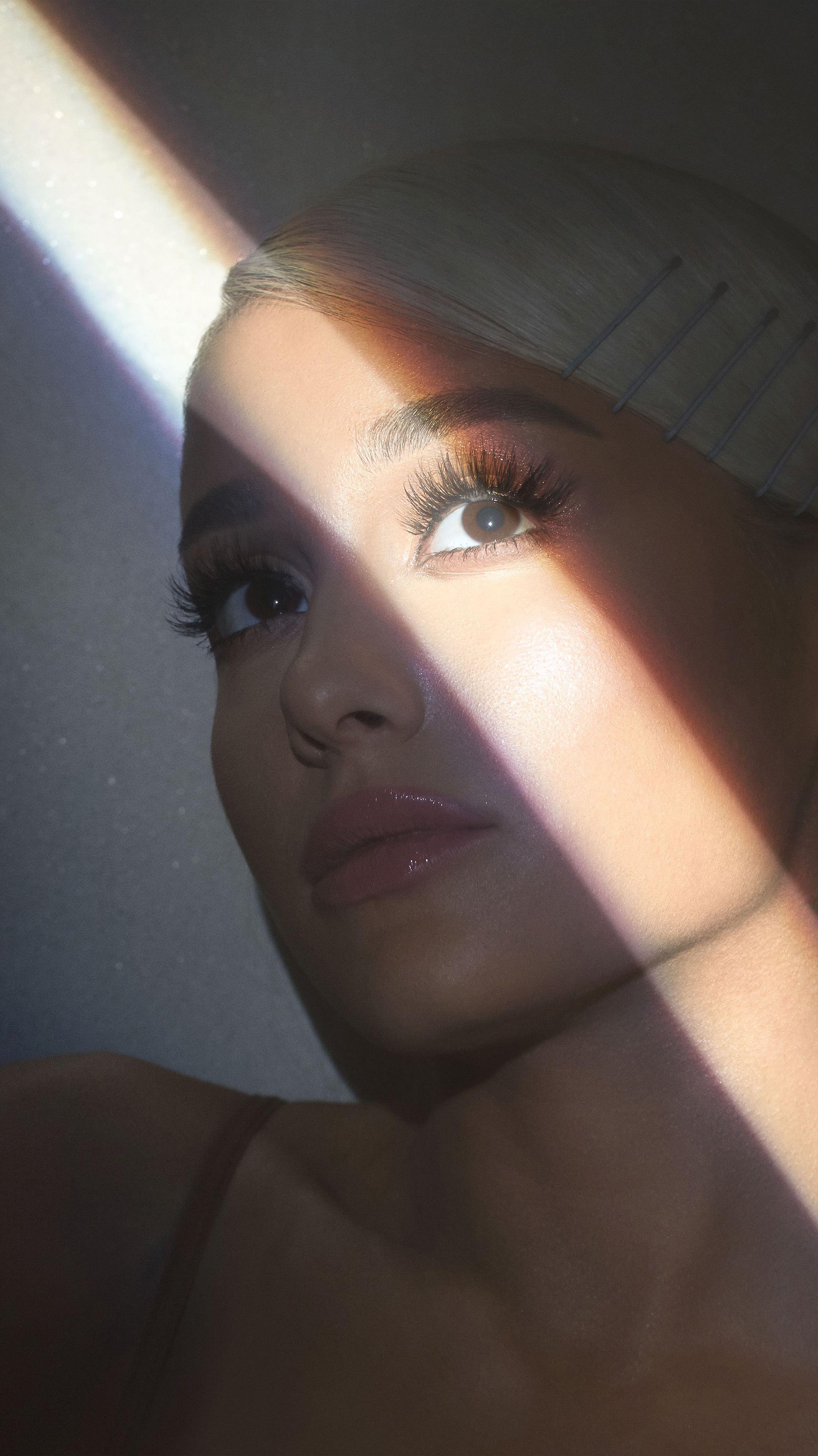2160x3840 Download Ariana Grande Sweetener Sunray Free Pure 4K Ultra
