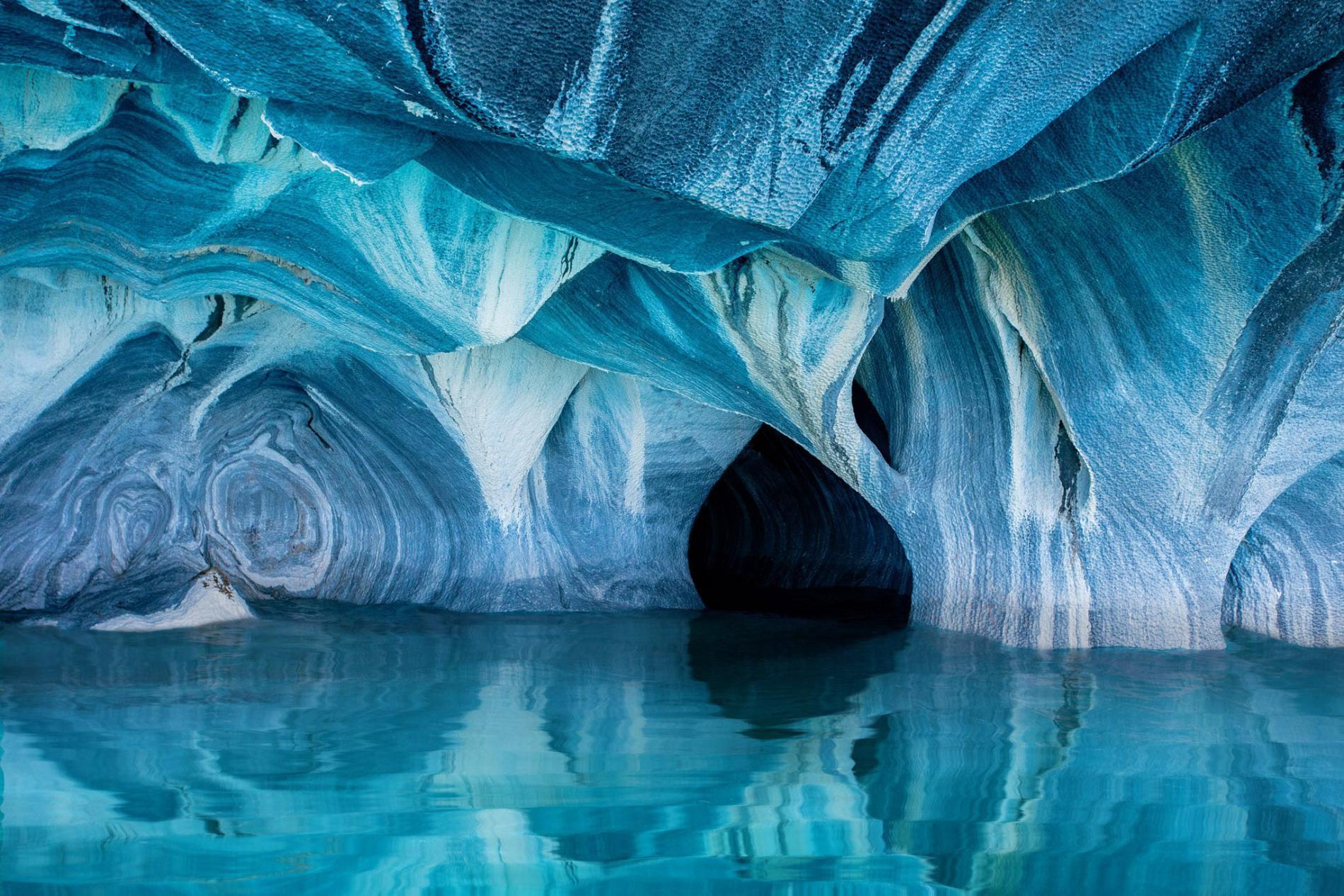 1900x1267 Spectacular Photo of Landscapes, Culture, and Animals