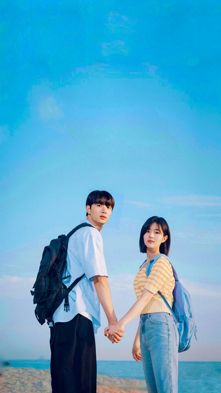 736x1308 Summer Strike Wallpaper