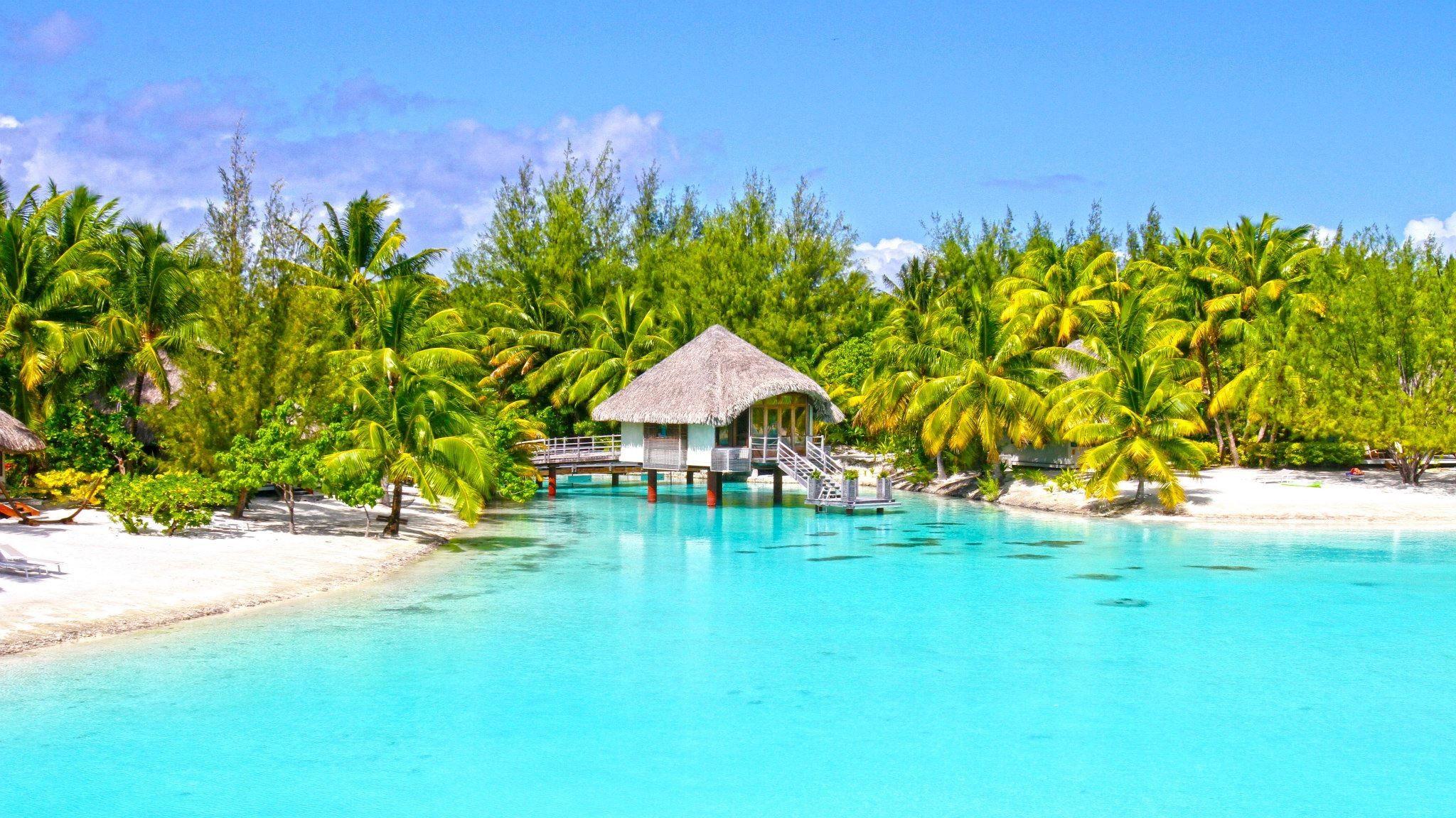 2048x1152 Plage Wallpaper