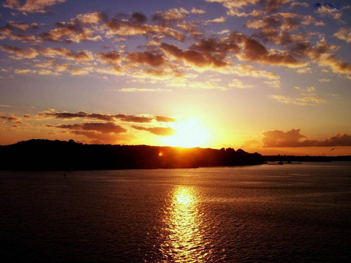 1200x900 Island Sunset Wallpaper