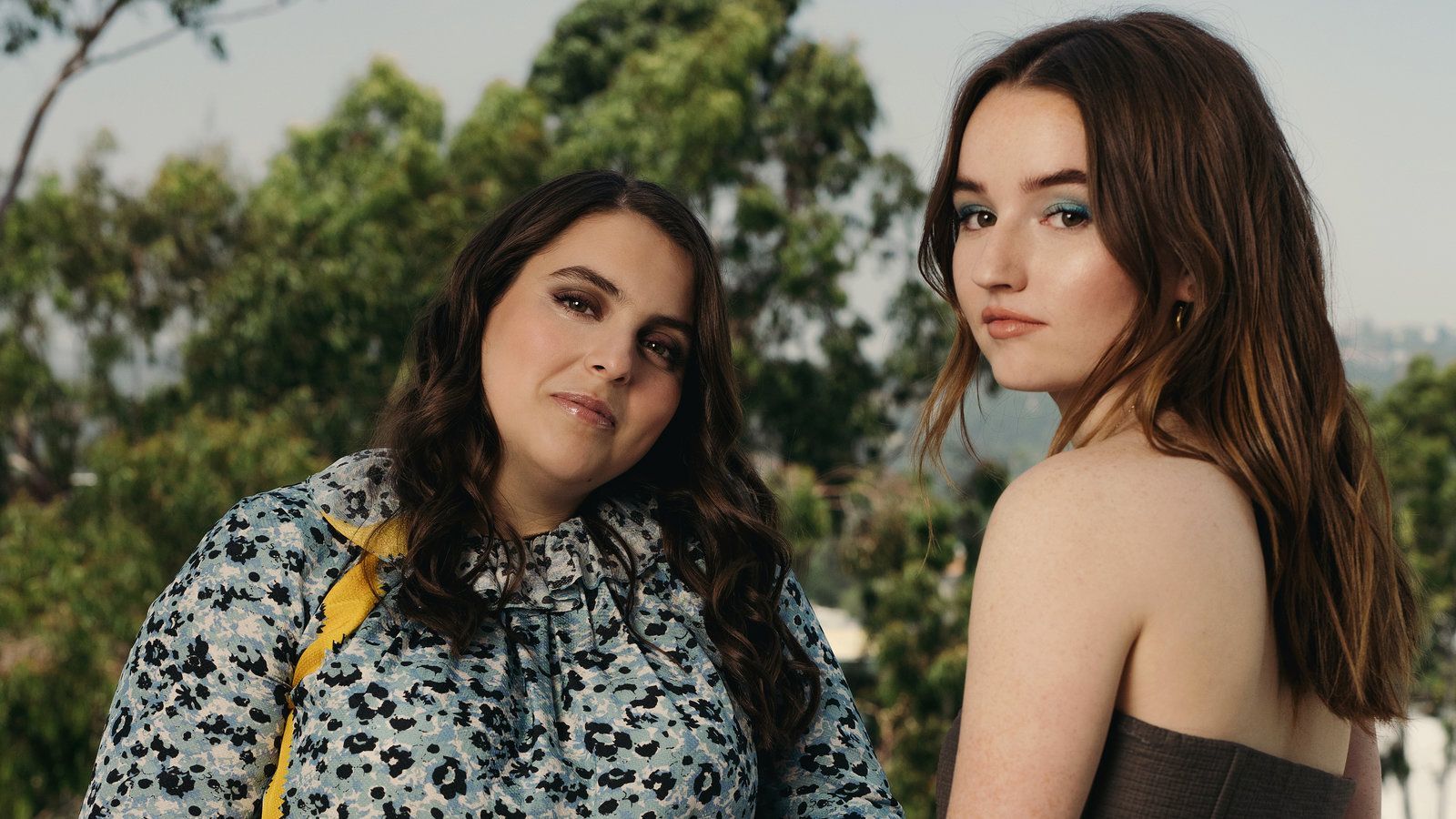 1600x900 The Class Clowns of 'Booksmart': Beanie Feldstein and Kaitlyn Dever