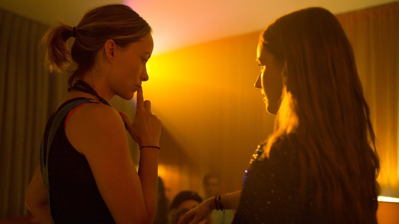 1280x720 Booksmart': Everything We Learned on the Set of Olivia Wilde's Hilarious High School Buddy Comedy