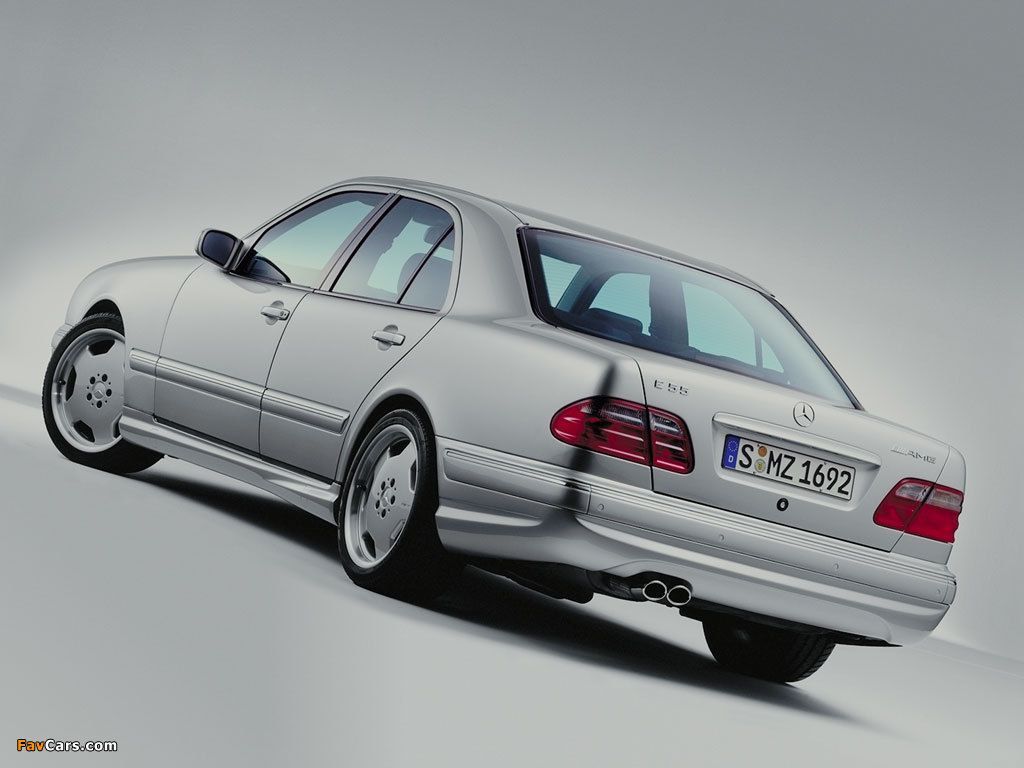 1024x768 Mercedes Benz E 55 AMG (W210) 1999–2002 Wallpaper (1024x768)