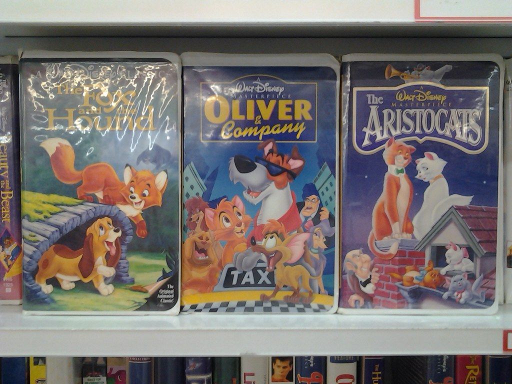1024x768 The Fox and the Hound, Oliver and Company and The Aristoca