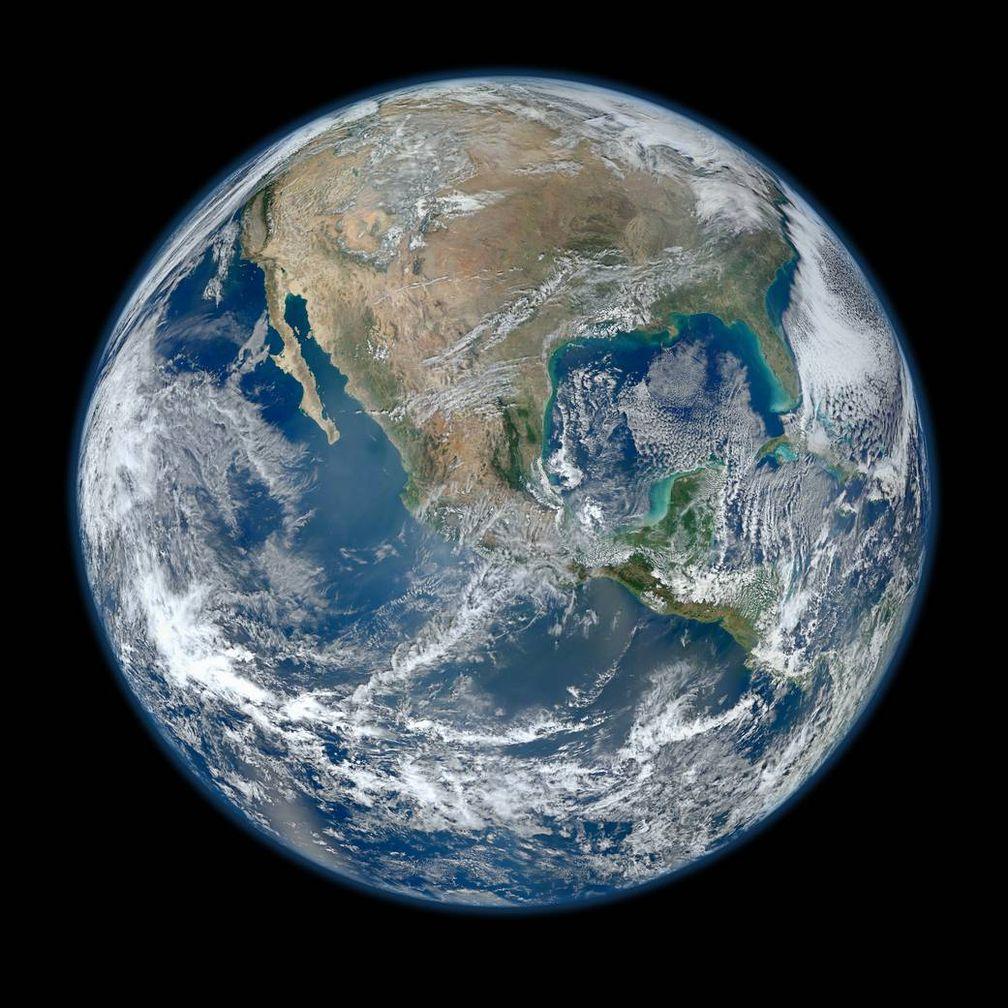 1008x1008 Exceptional Image Of Earth From Space