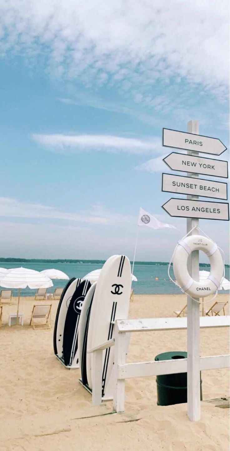 736x1442 Surfboard Luxury Wallpaper for iPhone