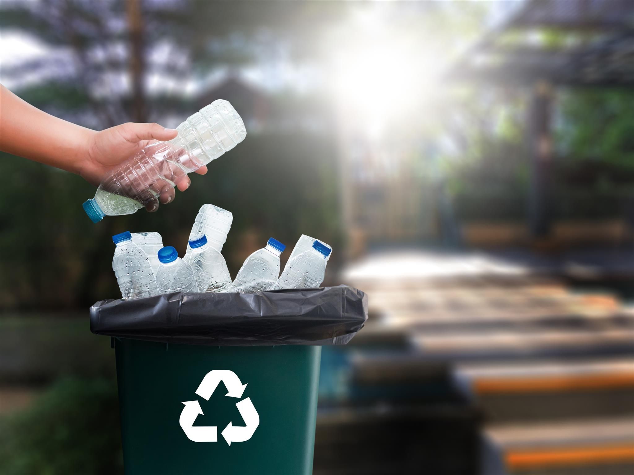 2048x1536 Waste Management Wallpaper