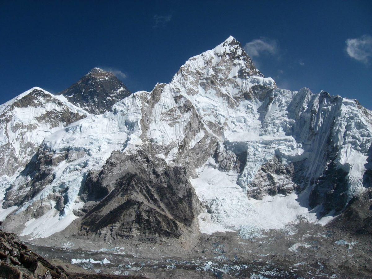 1200x900 Mount Everest + nice wallpaper. Mountain7