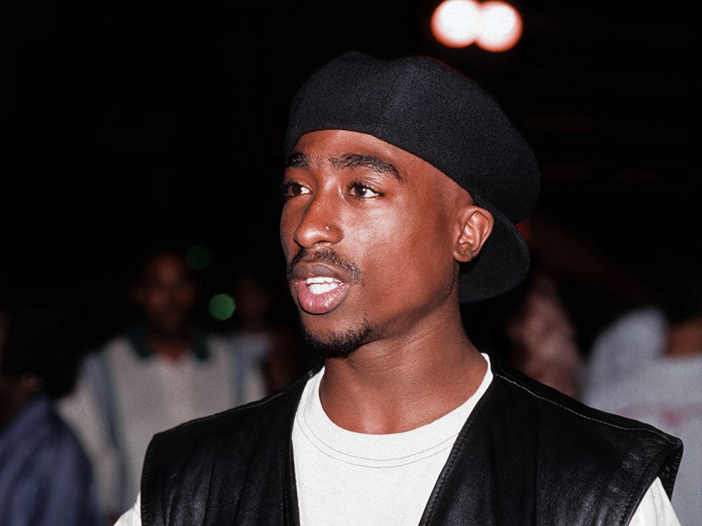1024x768 late Tupac Shakur