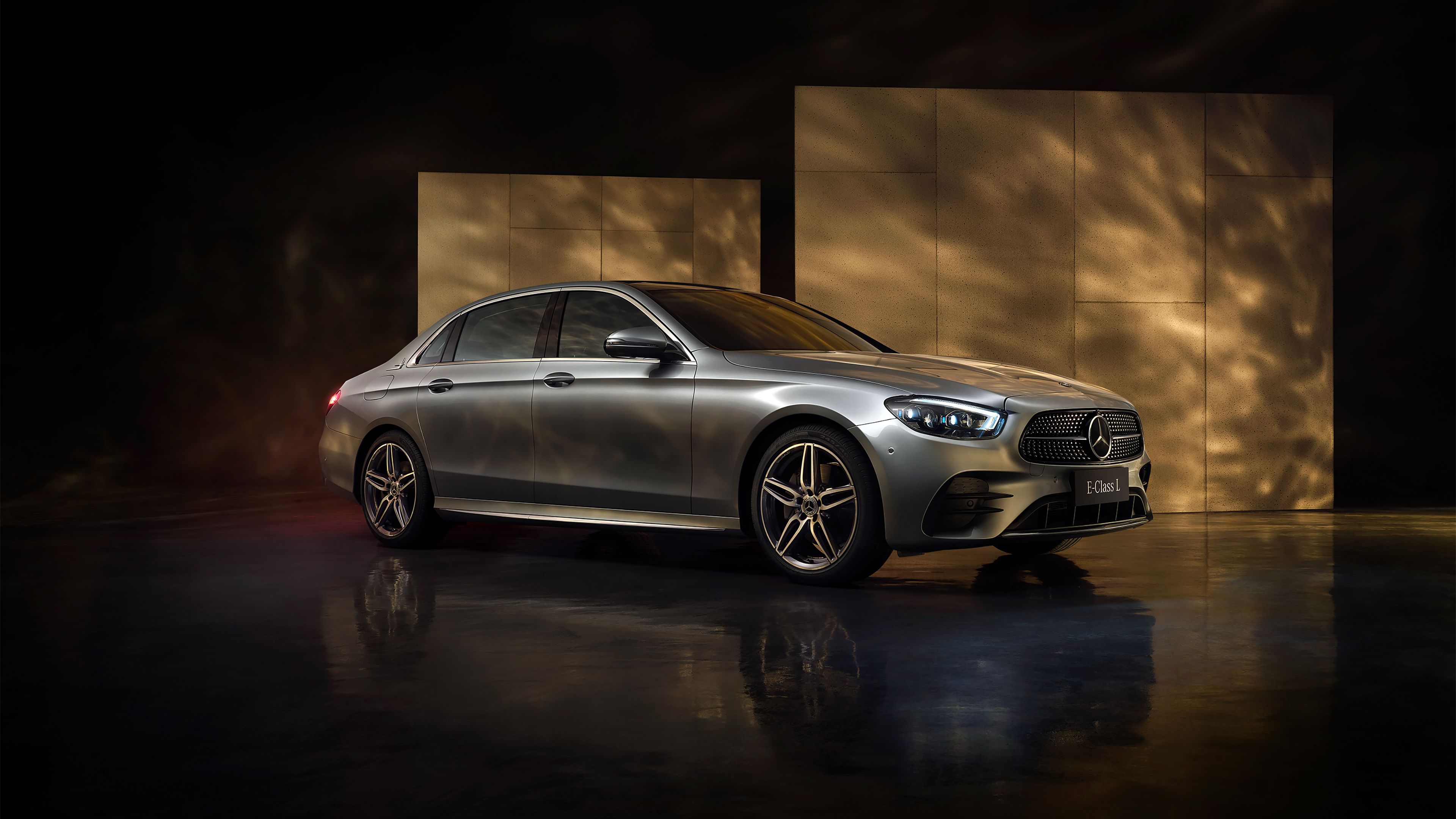 3840x2160 Mercedes Benz E 350 L AMG Line 2020 4K