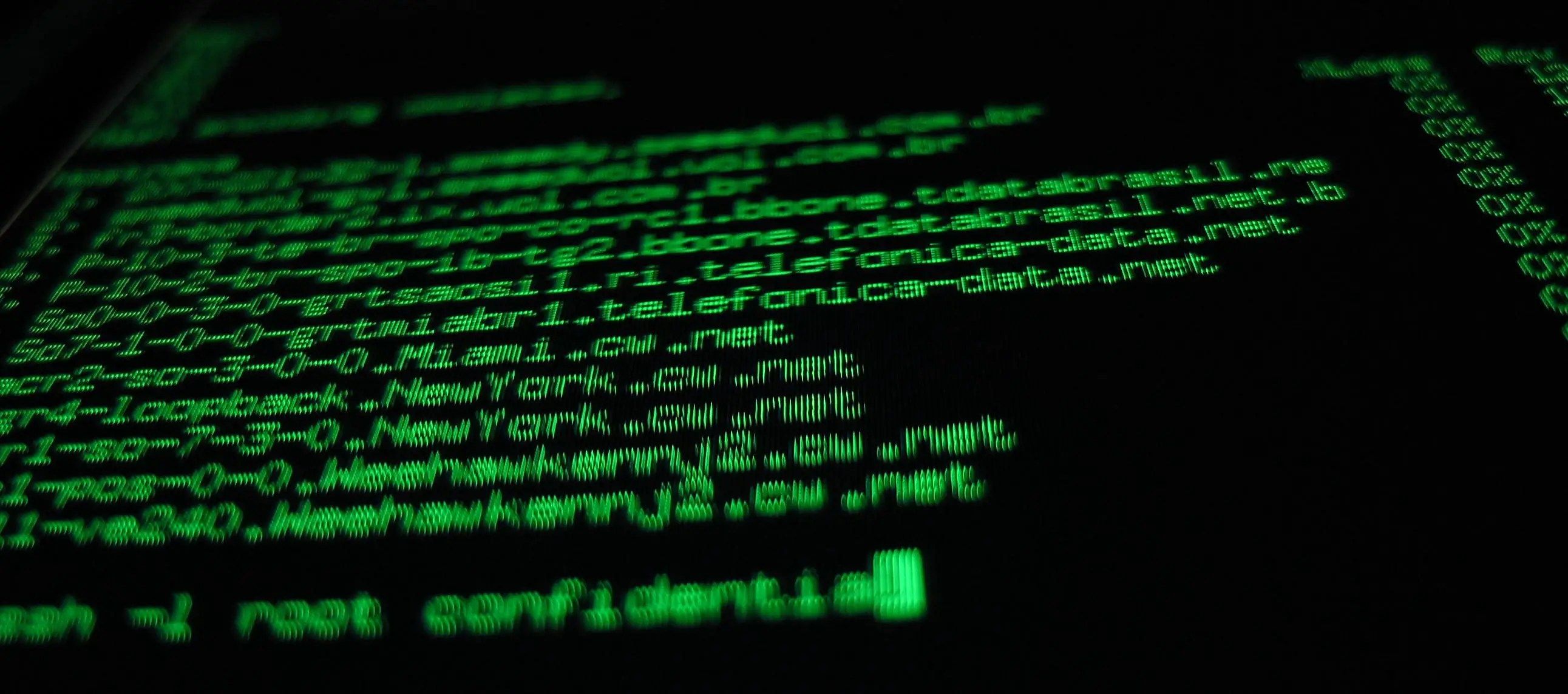 2583x1143 The Ultimate Linux Newbie Guide