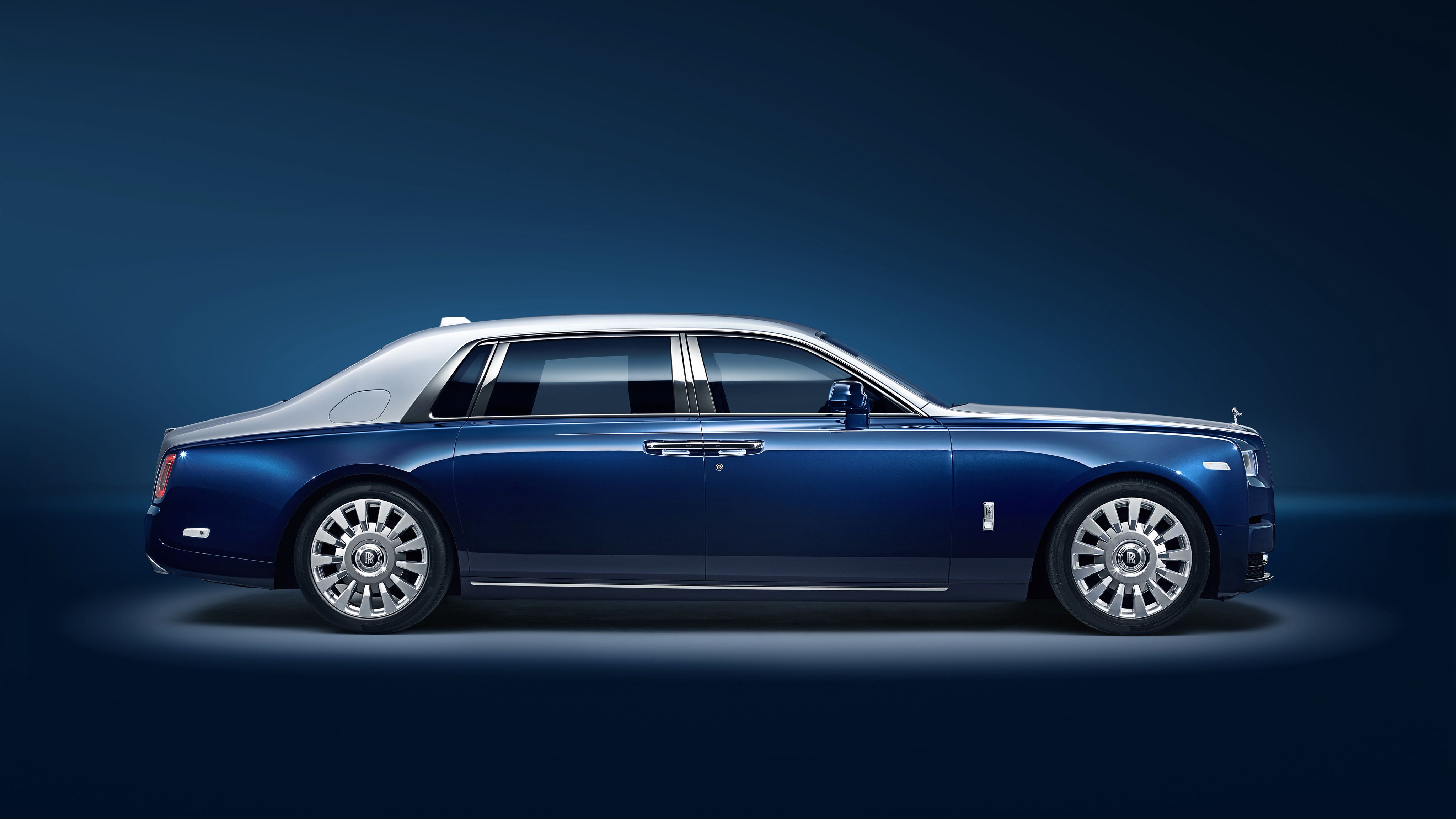 4096x2304 Rolls Royce Phantom EWB Chengdu 2018 4K