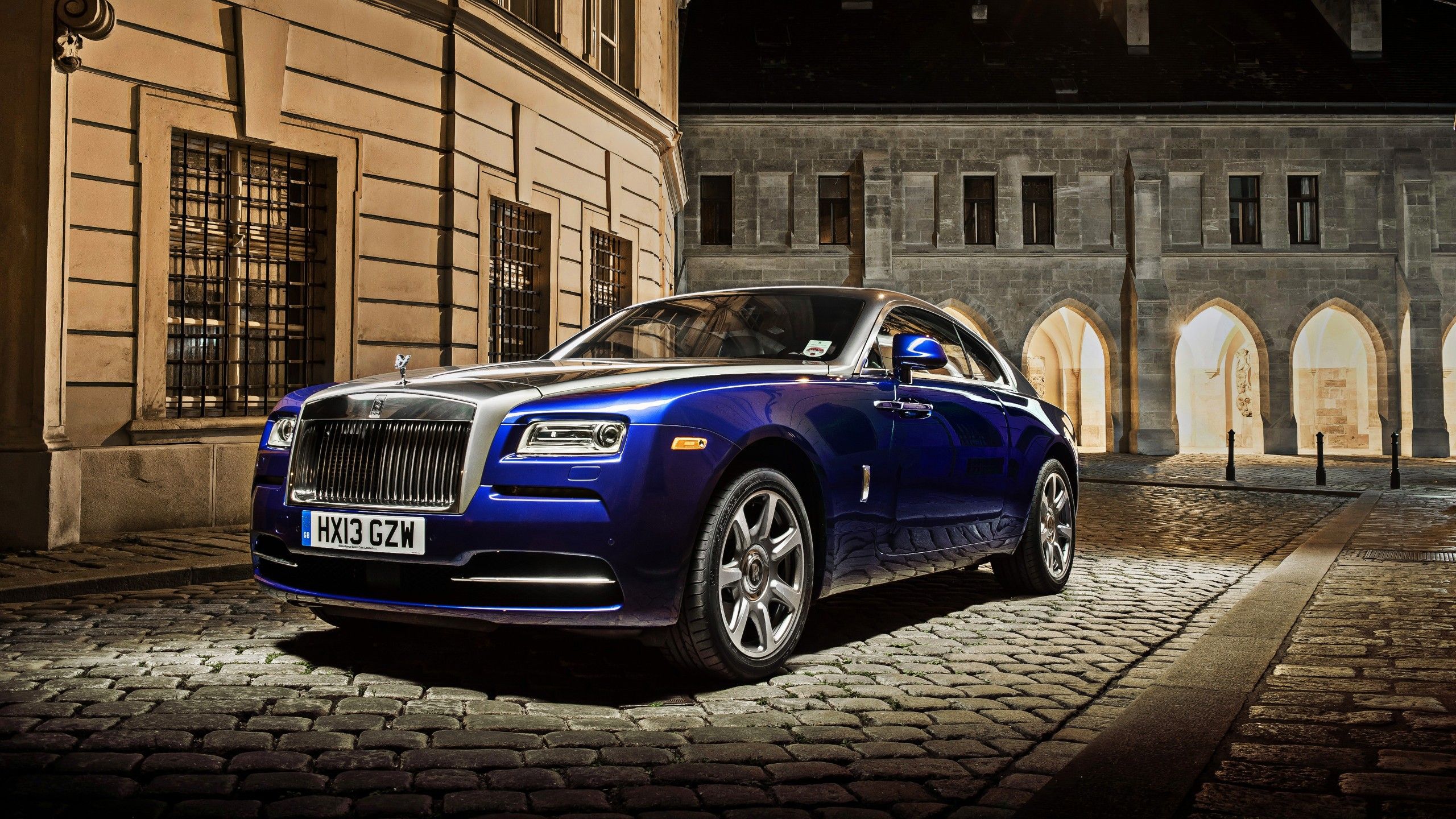 2560x1440 Blue Rolls Royce Wraith HD Cars