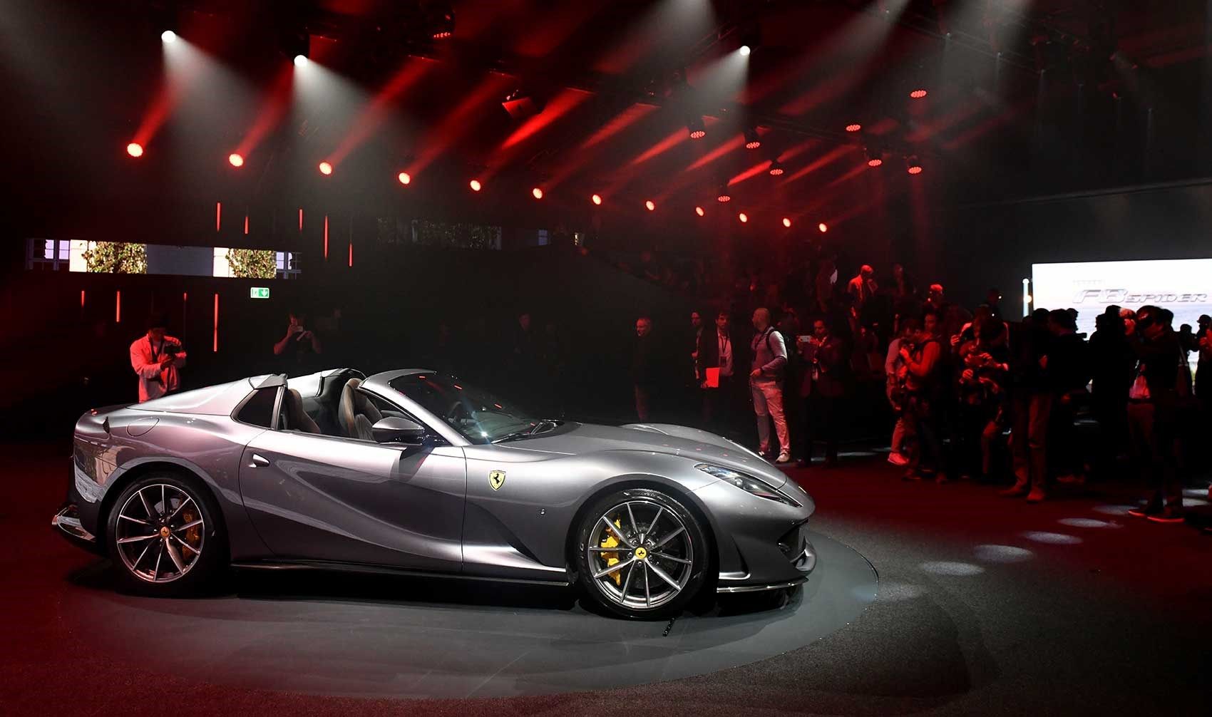 1700x1006 Ferrari 812 GTS: Drop Top V12 Unveiled