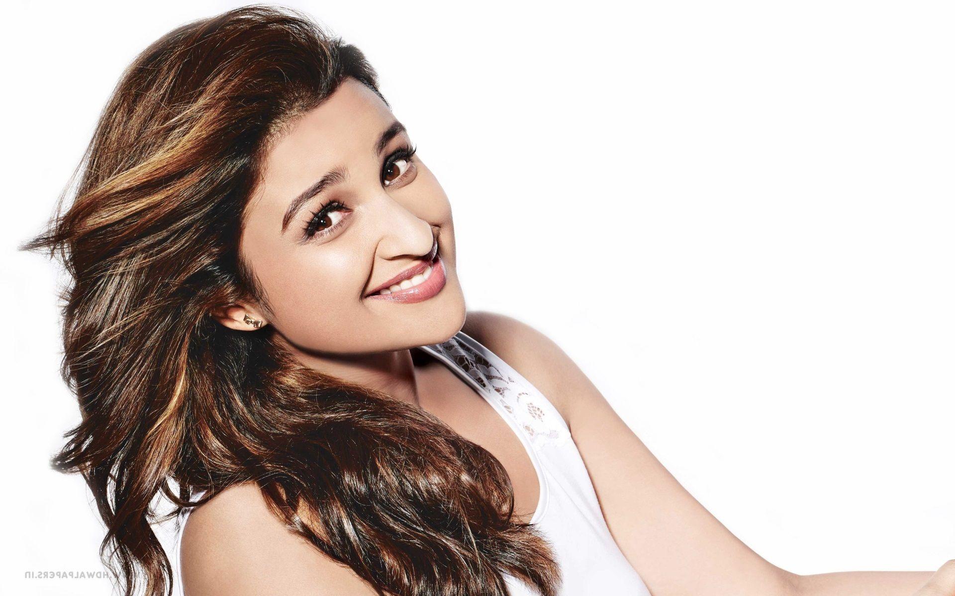 Parineeti Chopra Wallpapers - Top Free Parineeti Chopra Backgrounds ...