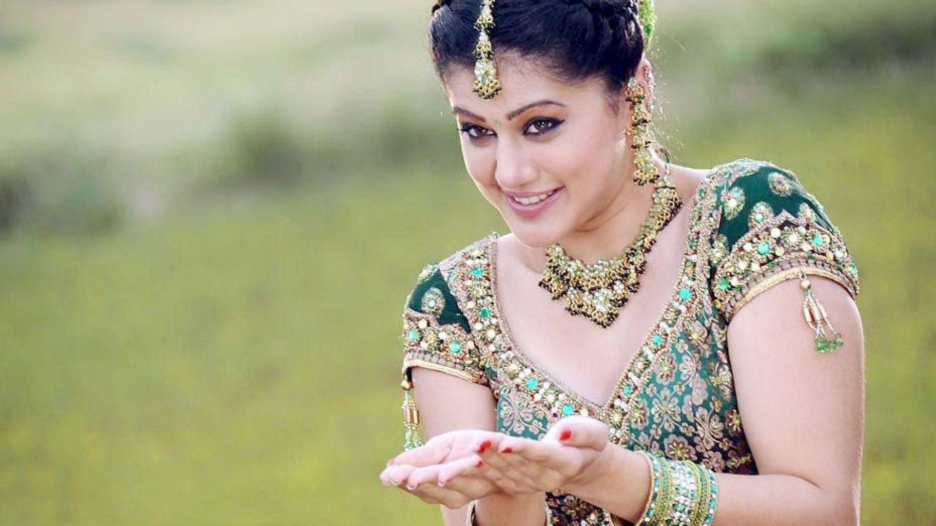 1920x1080 Taapsee Pannu Desktop Wallpaper