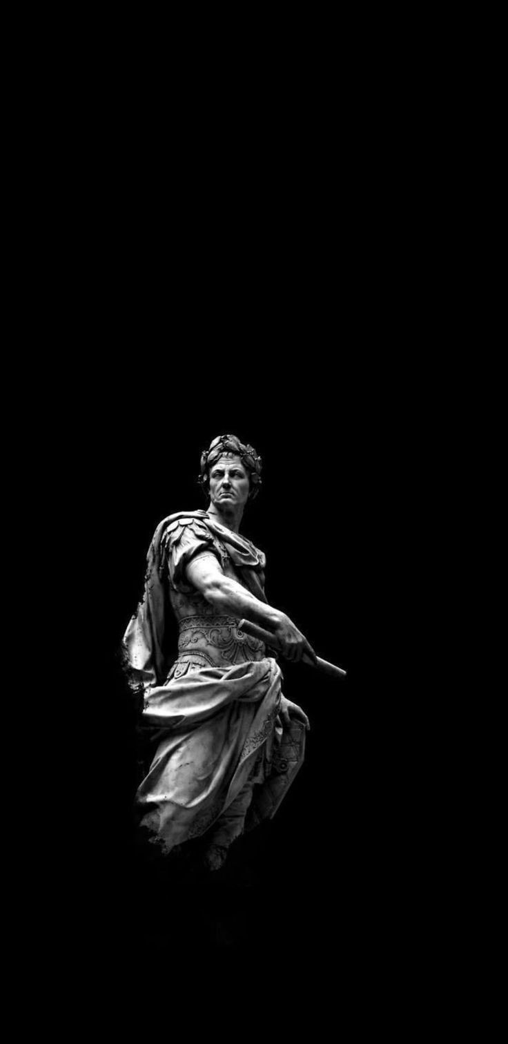 736x1512 Ancient statue