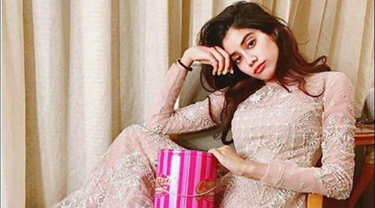1200x667 Jahnvi Kapoor photo: 18 rare HD photo of Jahnvi Kapoor