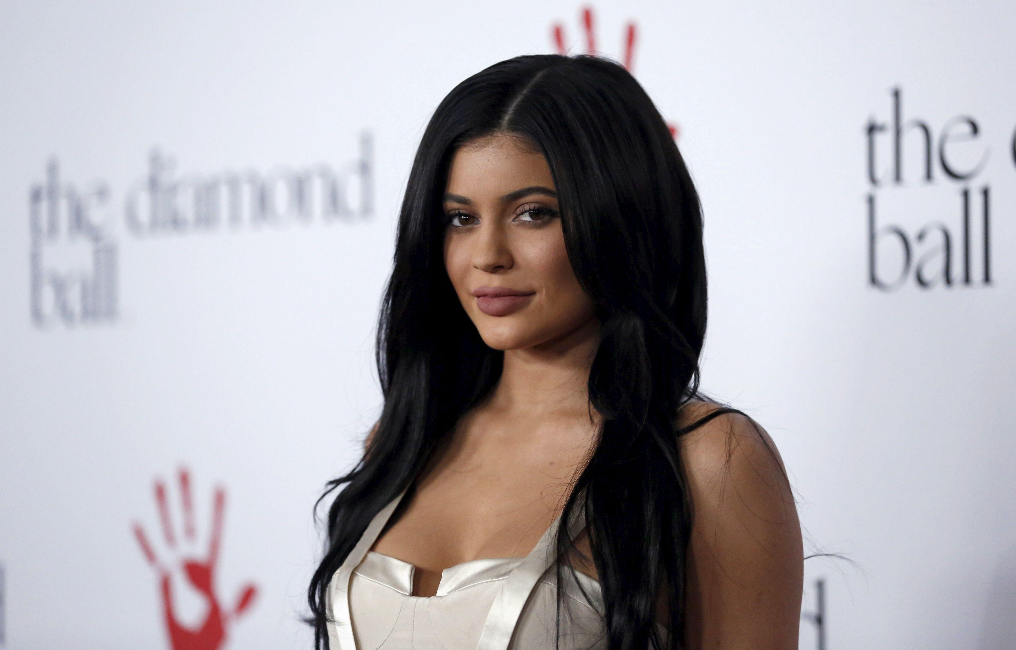 3500x2241 Kylie Jenner 4K Widescreen Desktop Wallpaper 1296 3500x2241
