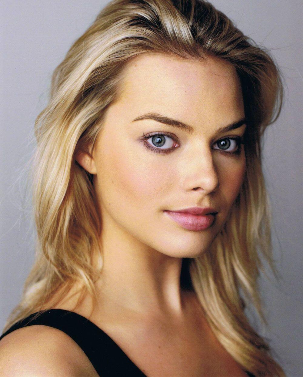 1000x1243 Margot Robbie wallpaper HD desktop Download