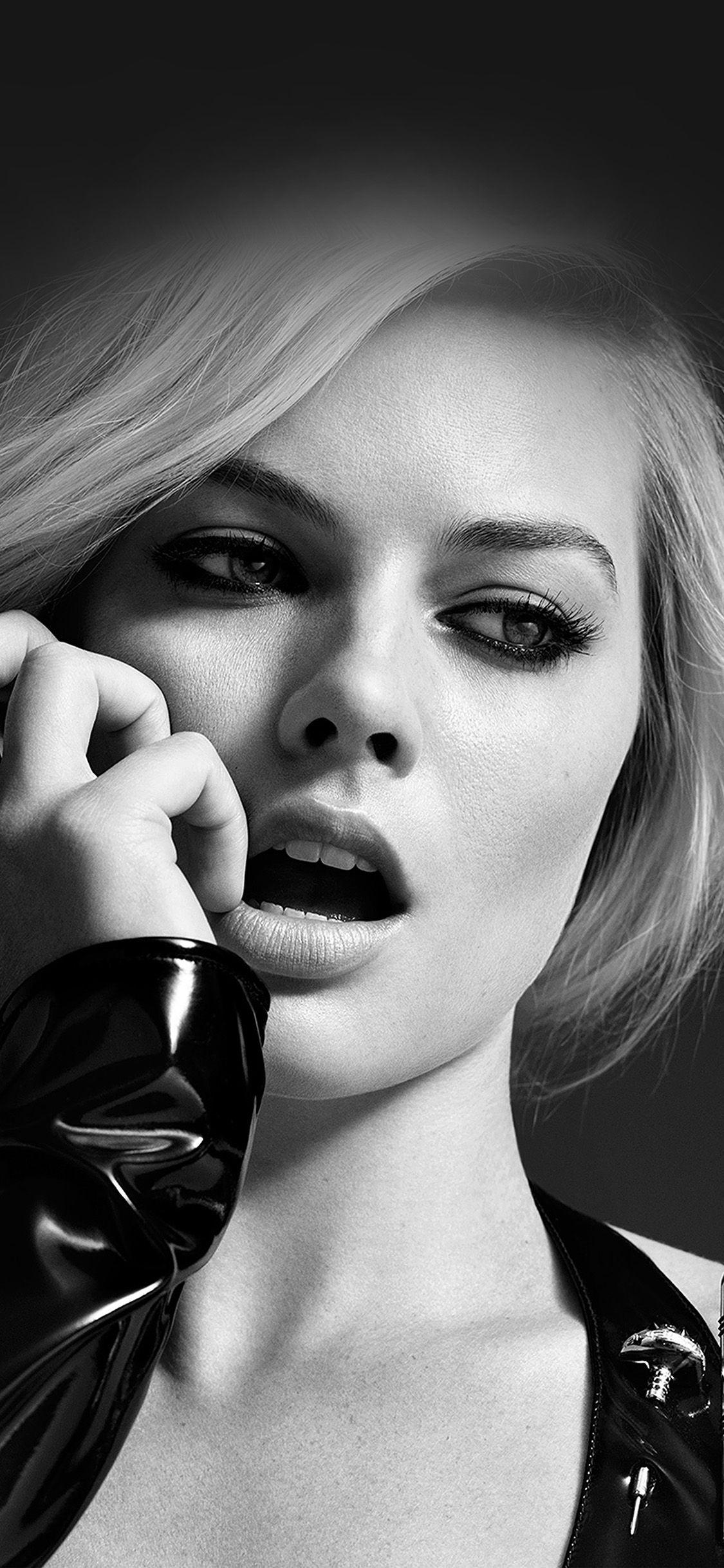 1125x2436 iPhone X wallpaper. margot robbie