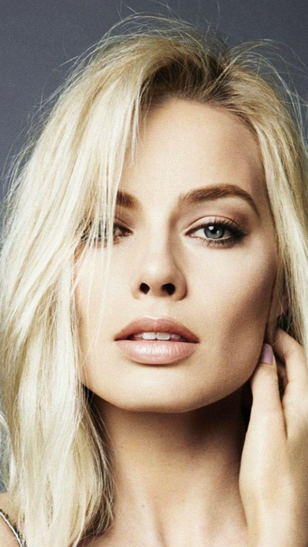 1080x1920 Beautiful Margot Robbie Wallpaper
