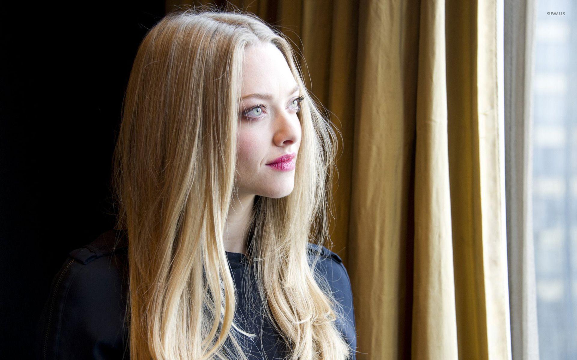 1920x1200 Amanda Seyfried [10] wallpaper wallpaper
