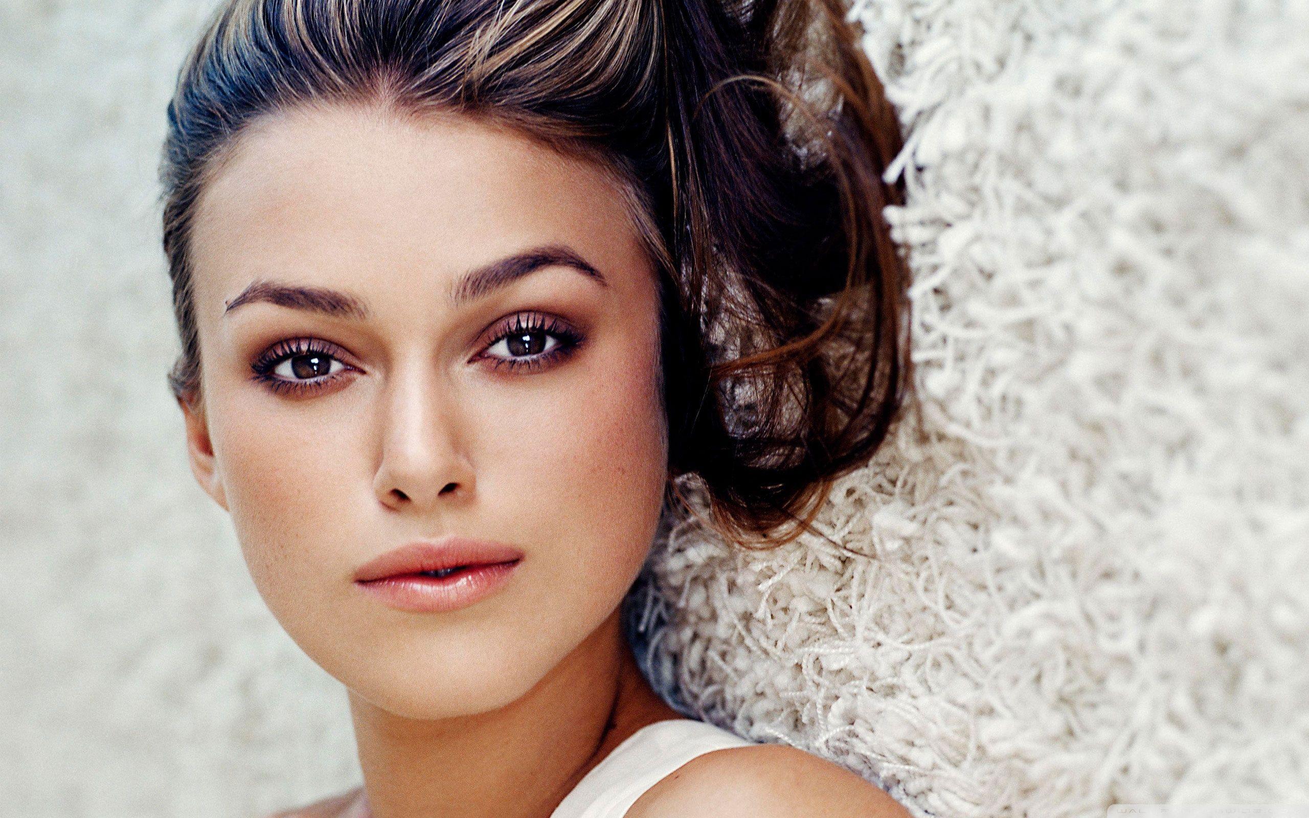 2560x1600 Pack.863: Keira Knightley Wallpaper 2560x1600 px