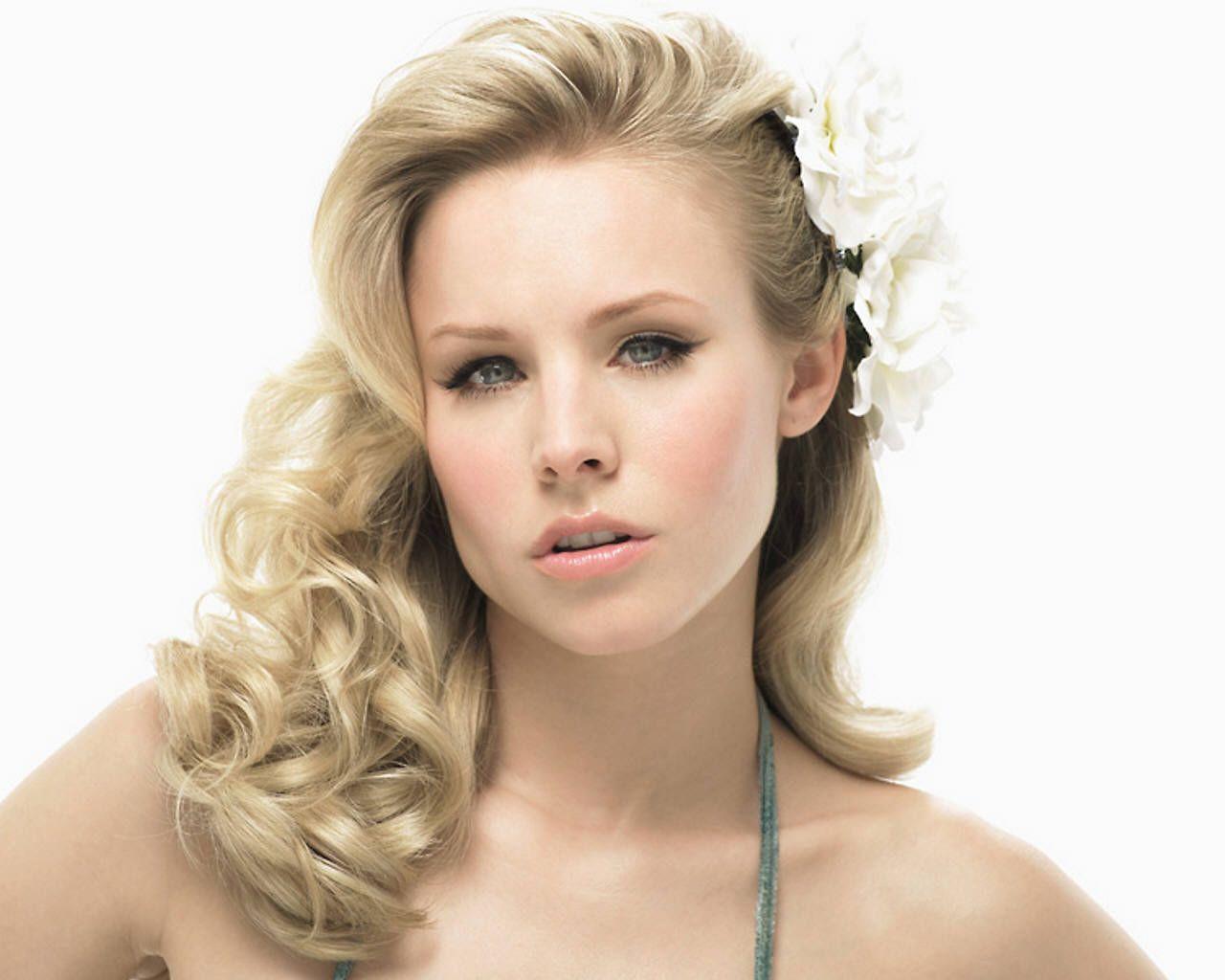 1280x1024 Download Kristen Bell Wallpaper Highlight Wallpaper