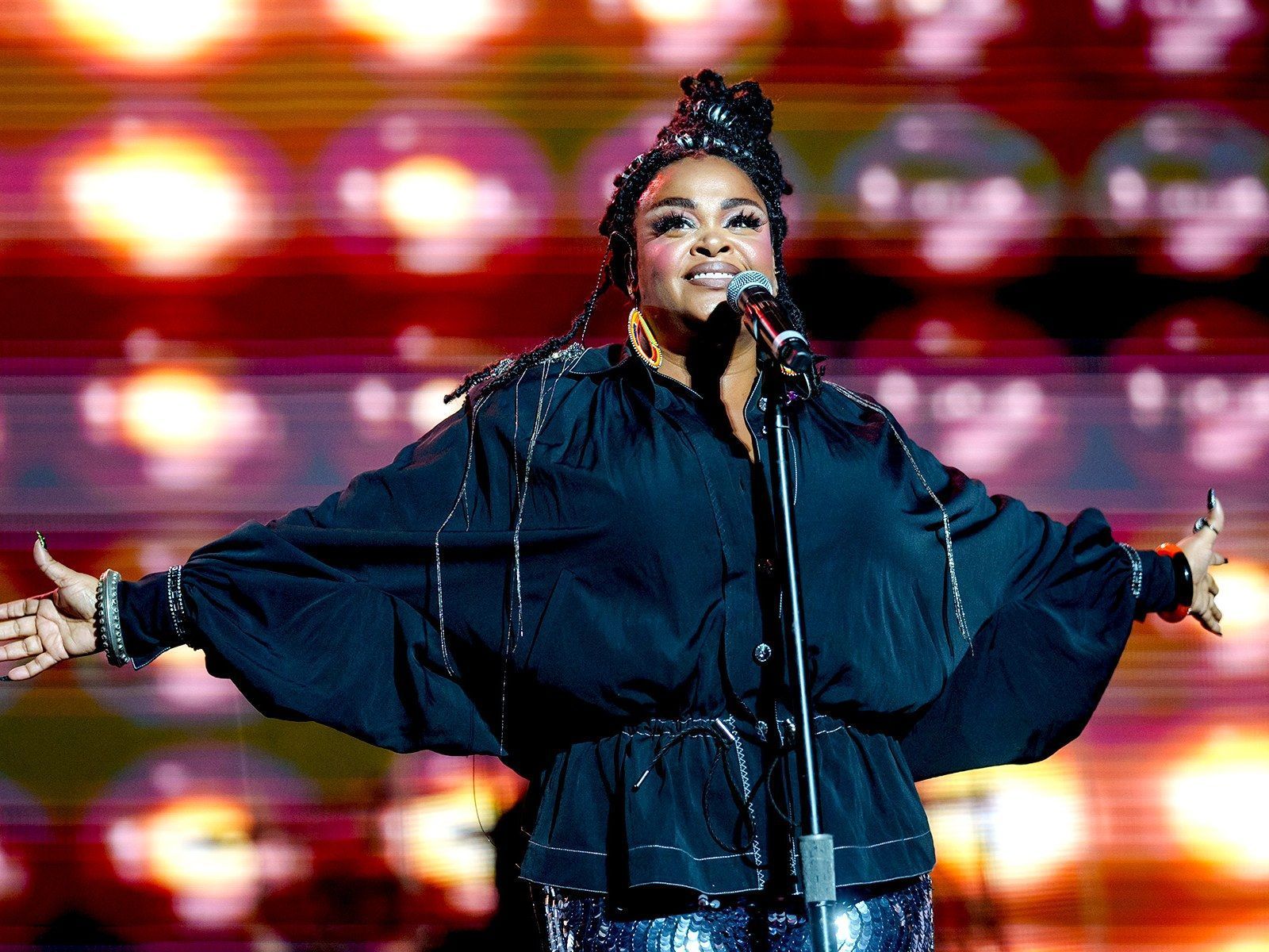 1600x1200 Jill Scott Singing National Anthem
