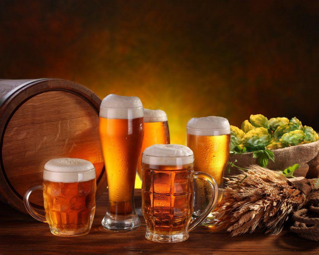 1024x819 Beer Pints 5K UHD 5:4 5120x4096 Wallpaper