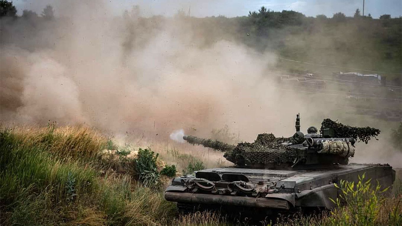 1360x765 Ukraine's Tank Numbers Now Equal Russia